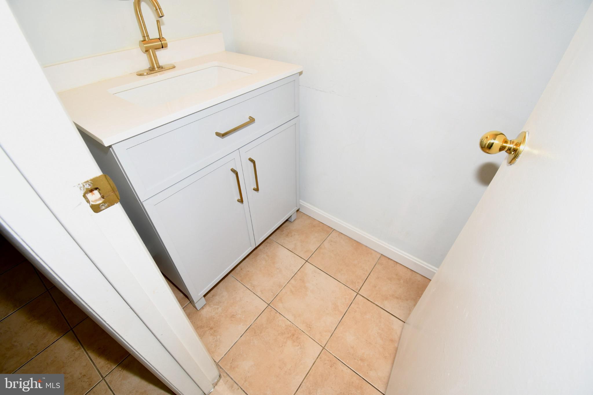 FAIR HILL - Residential