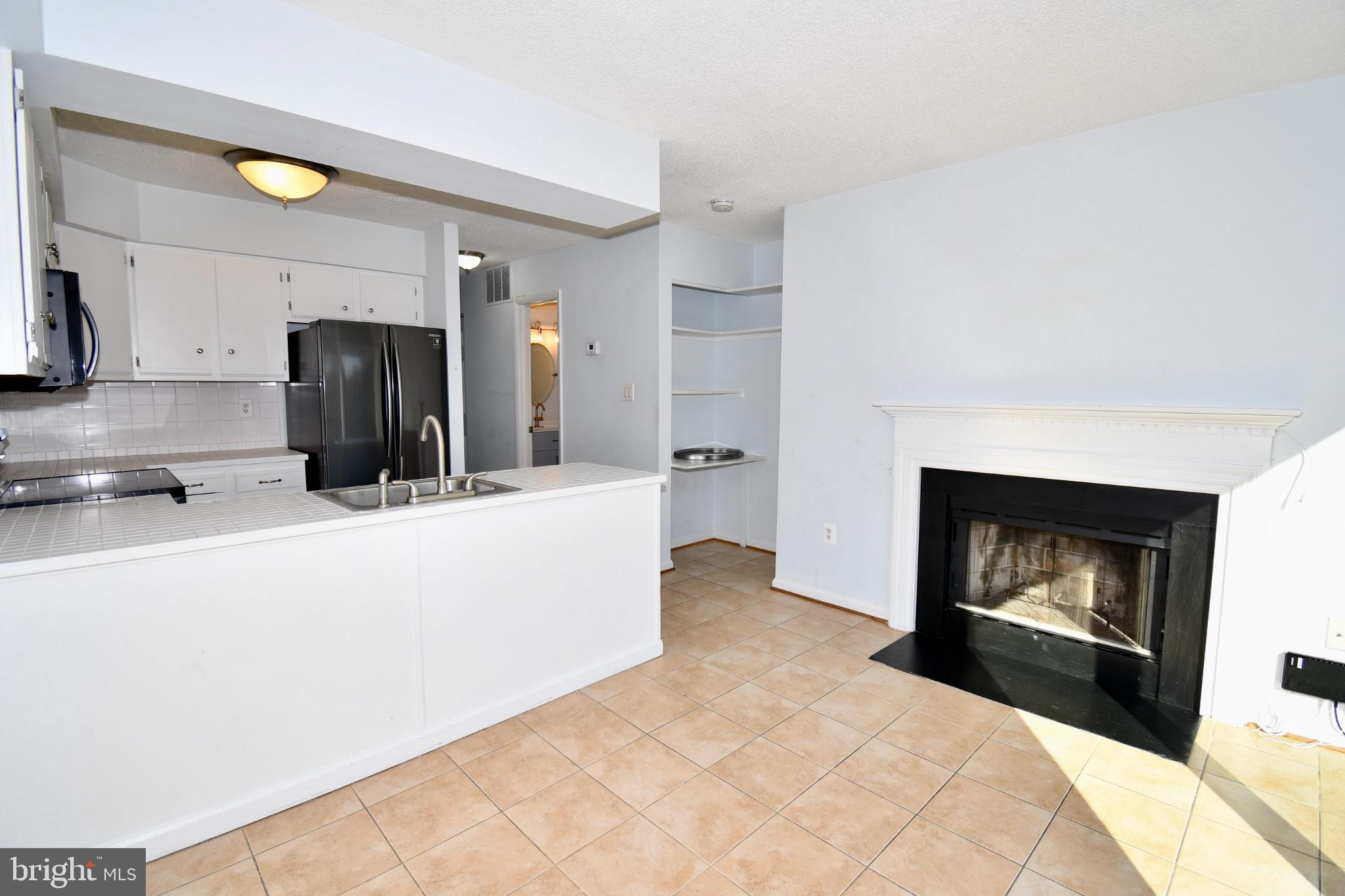 FAIR HILL - Residential