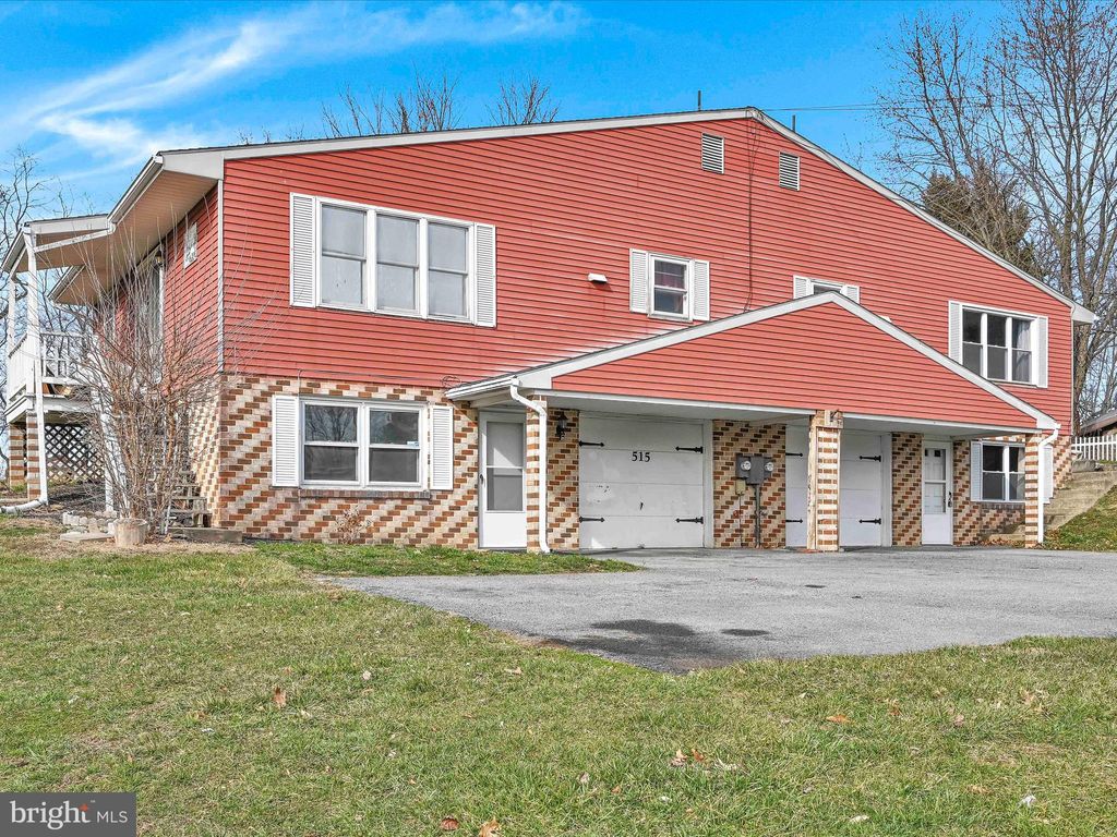 Photo of 515 Aberdeen Road, Elizabethtown, PA 17022 (MLS # PALA2047544)