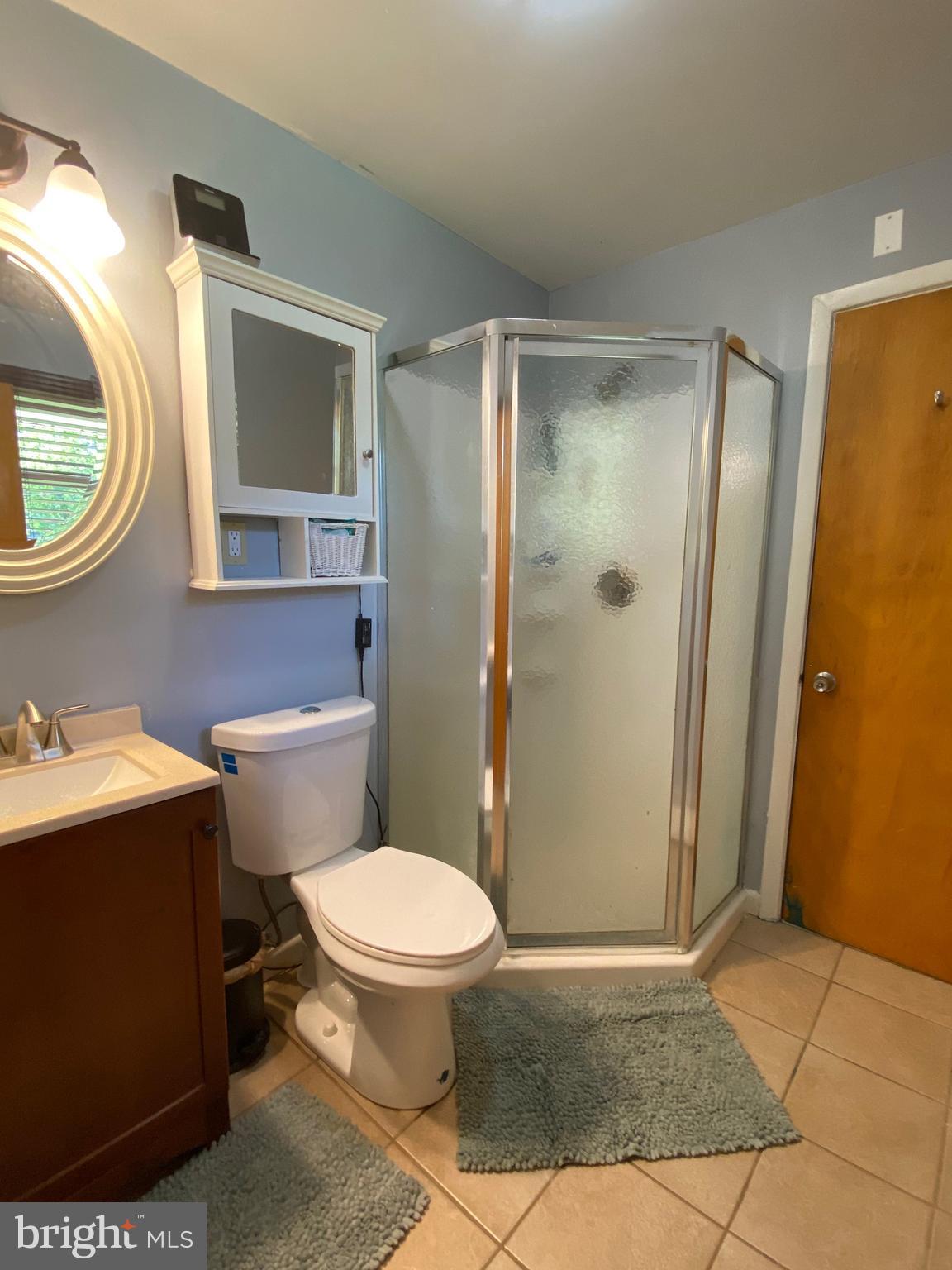 LINCOLN PARK - Residential Lease