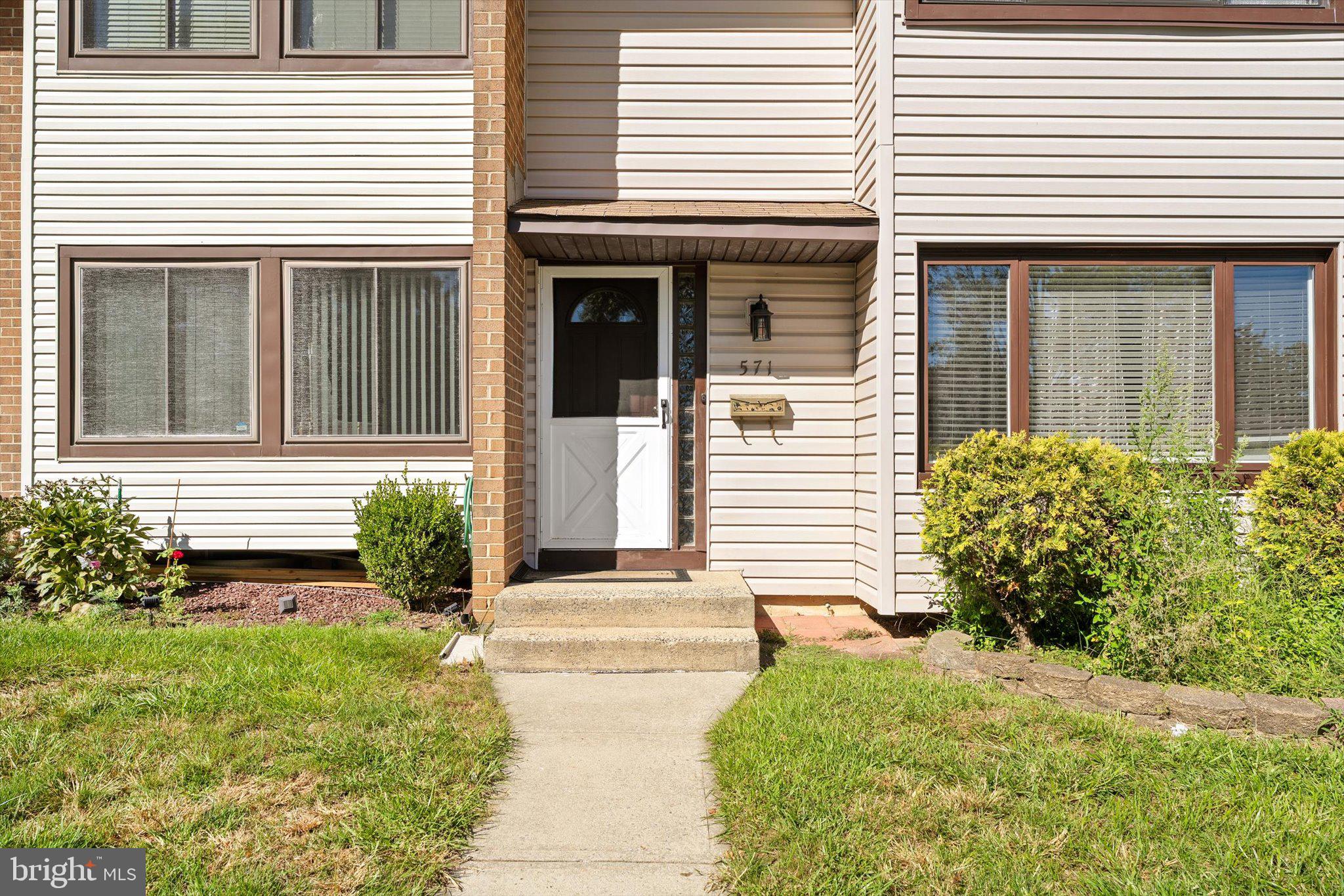 571 FAIRFIELD ROAD