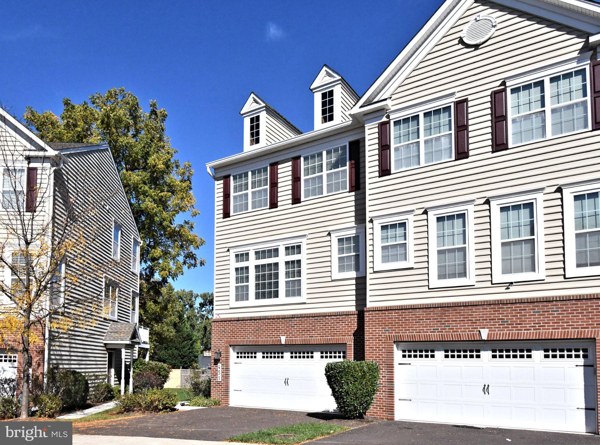 451 WILLIAMSON COURT