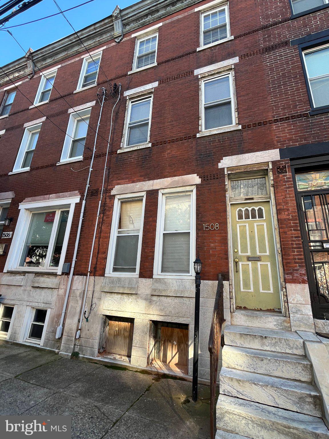 1508 DICKINSON STREET