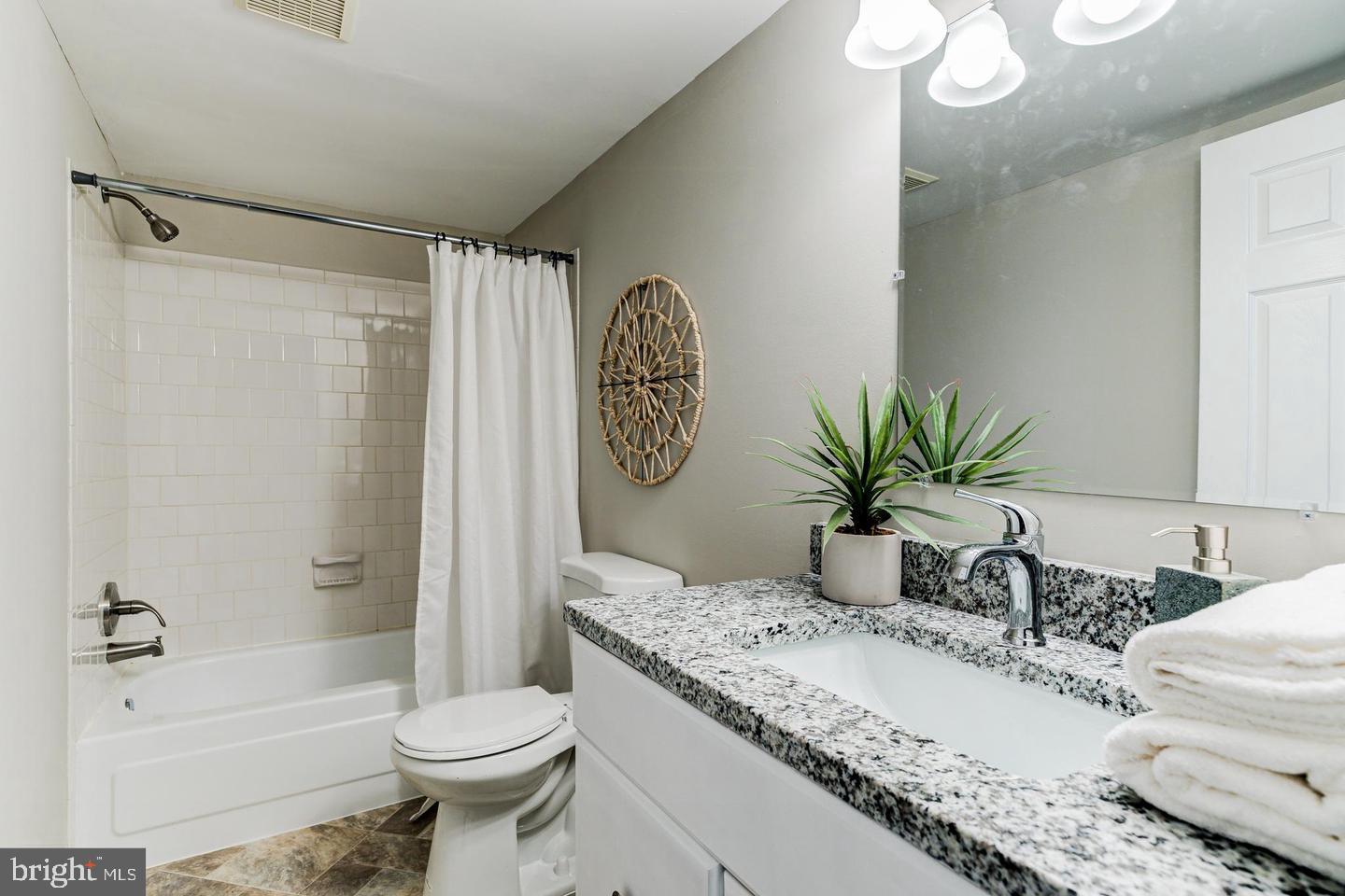 MOUNTAIN BUSH ESTATES - Residential