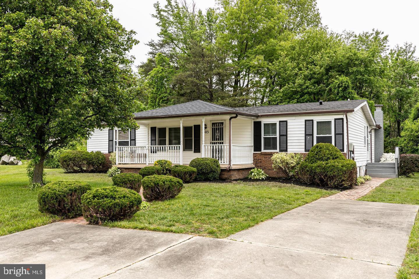 MOUNTAIN BUSH ESTATES - Residential