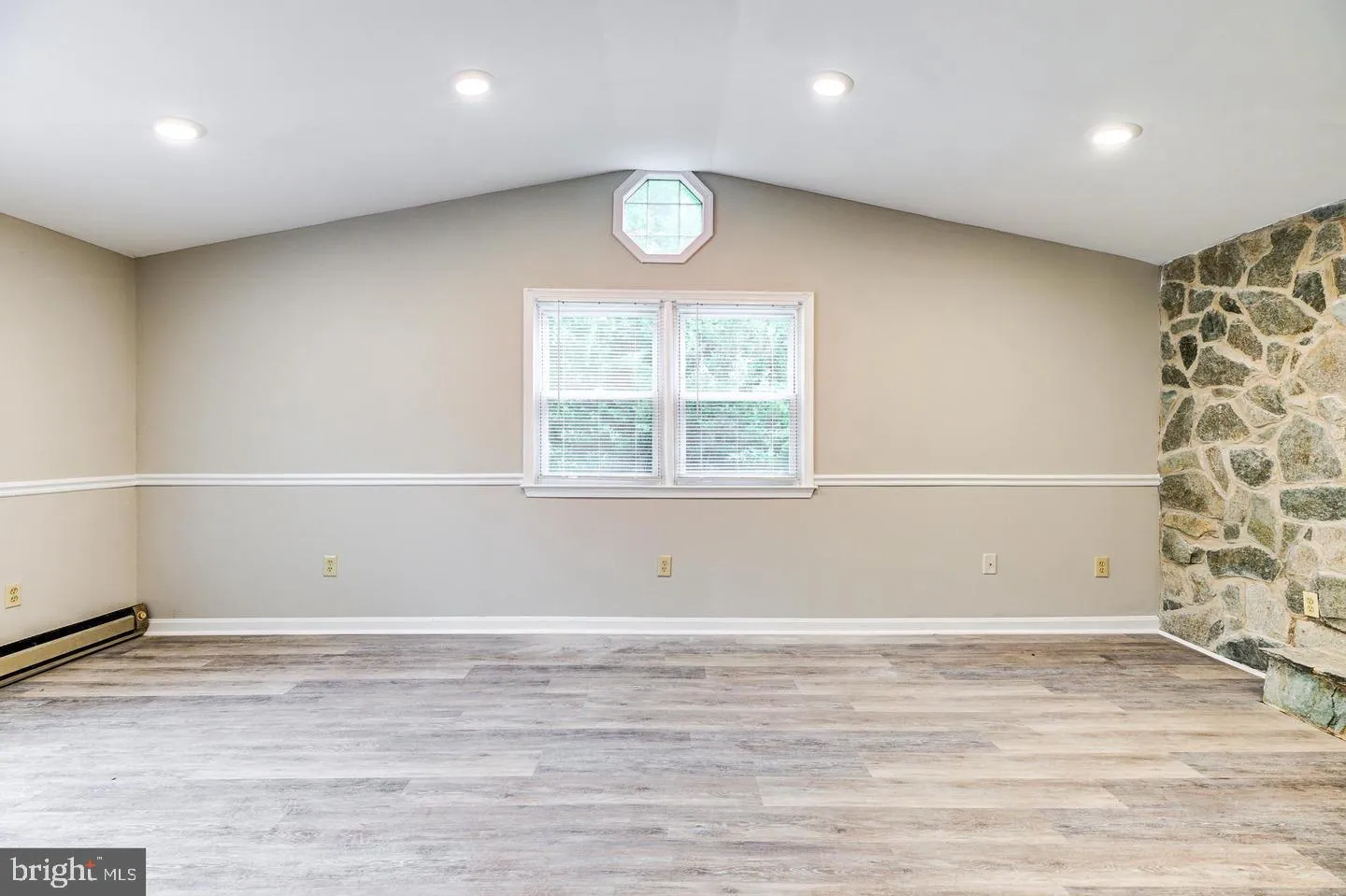 Abingdon, Maryland 21009, United States, 3 Bedrooms Bedrooms, ,2 BathroomsBathrooms,Residential,Active,111299