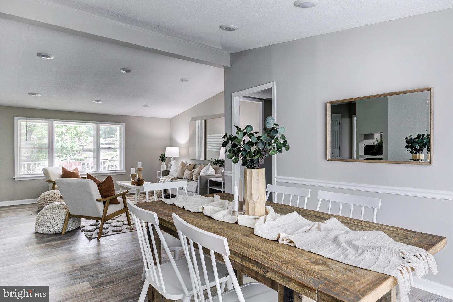 MOUNTAIN BUSH ESTATES - Residential