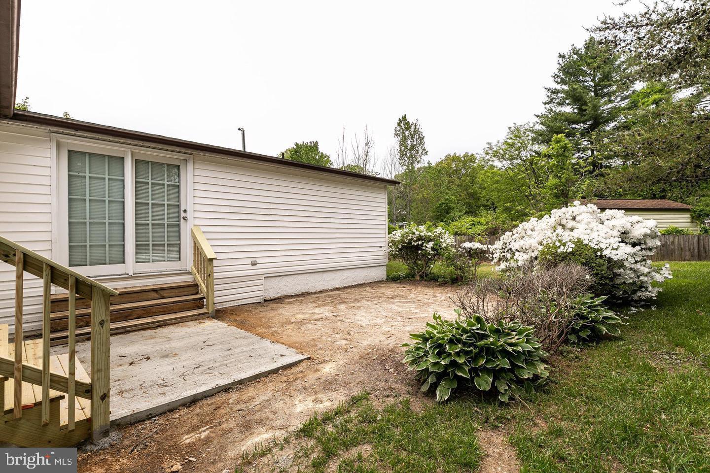 MOUNTAIN BUSH ESTATES - Residential