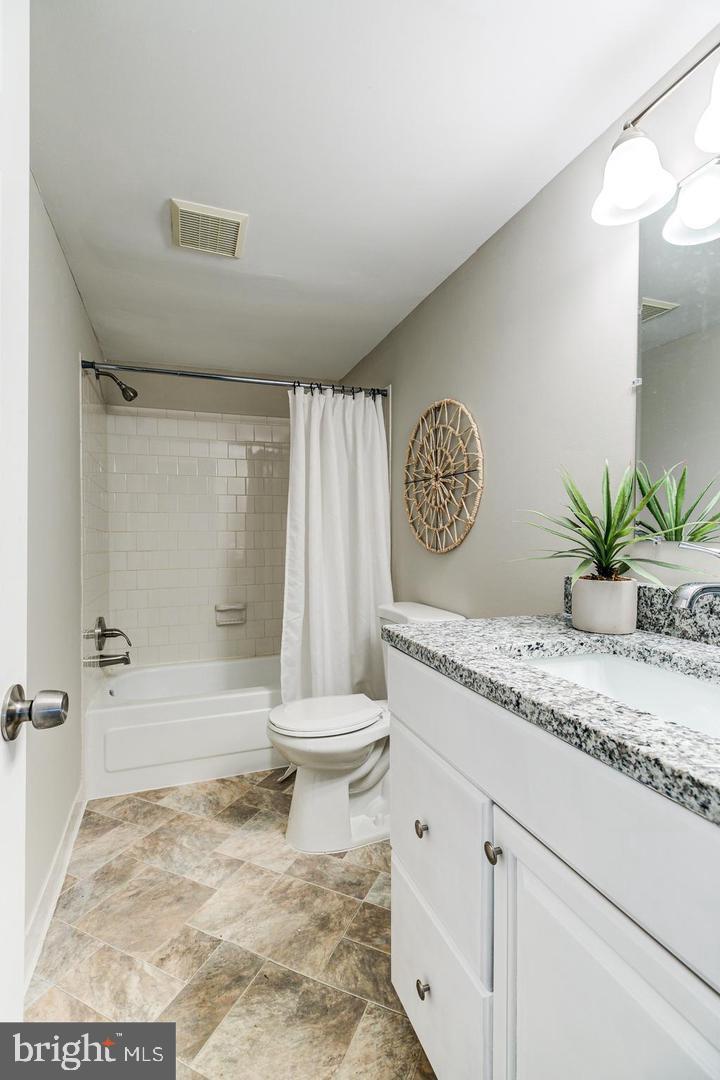 MOUNTAIN BUSH ESTATES - Residential
