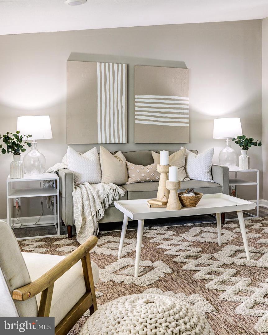 MOUNTAIN BUSH ESTATES - Residential