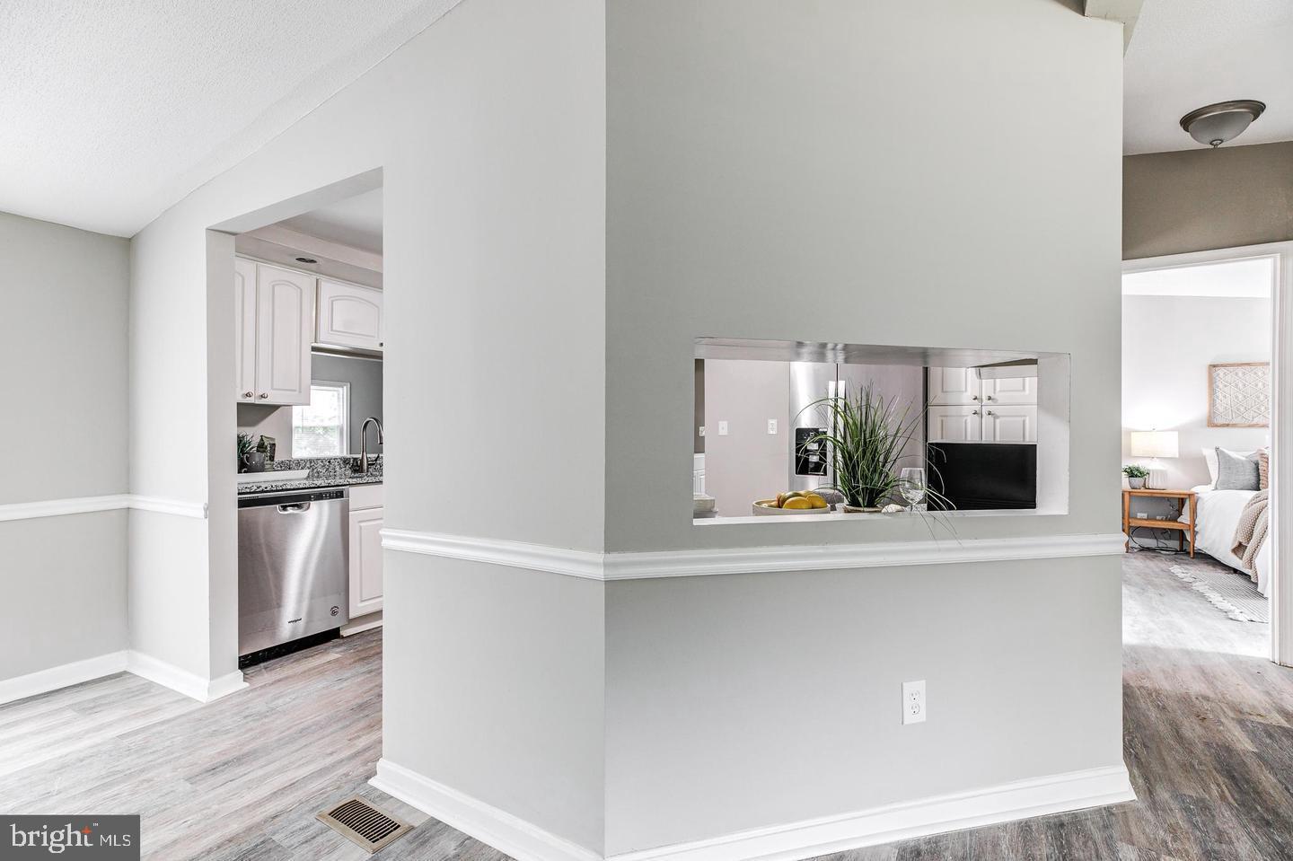 MOUNTAIN BUSH ESTATES - Residential