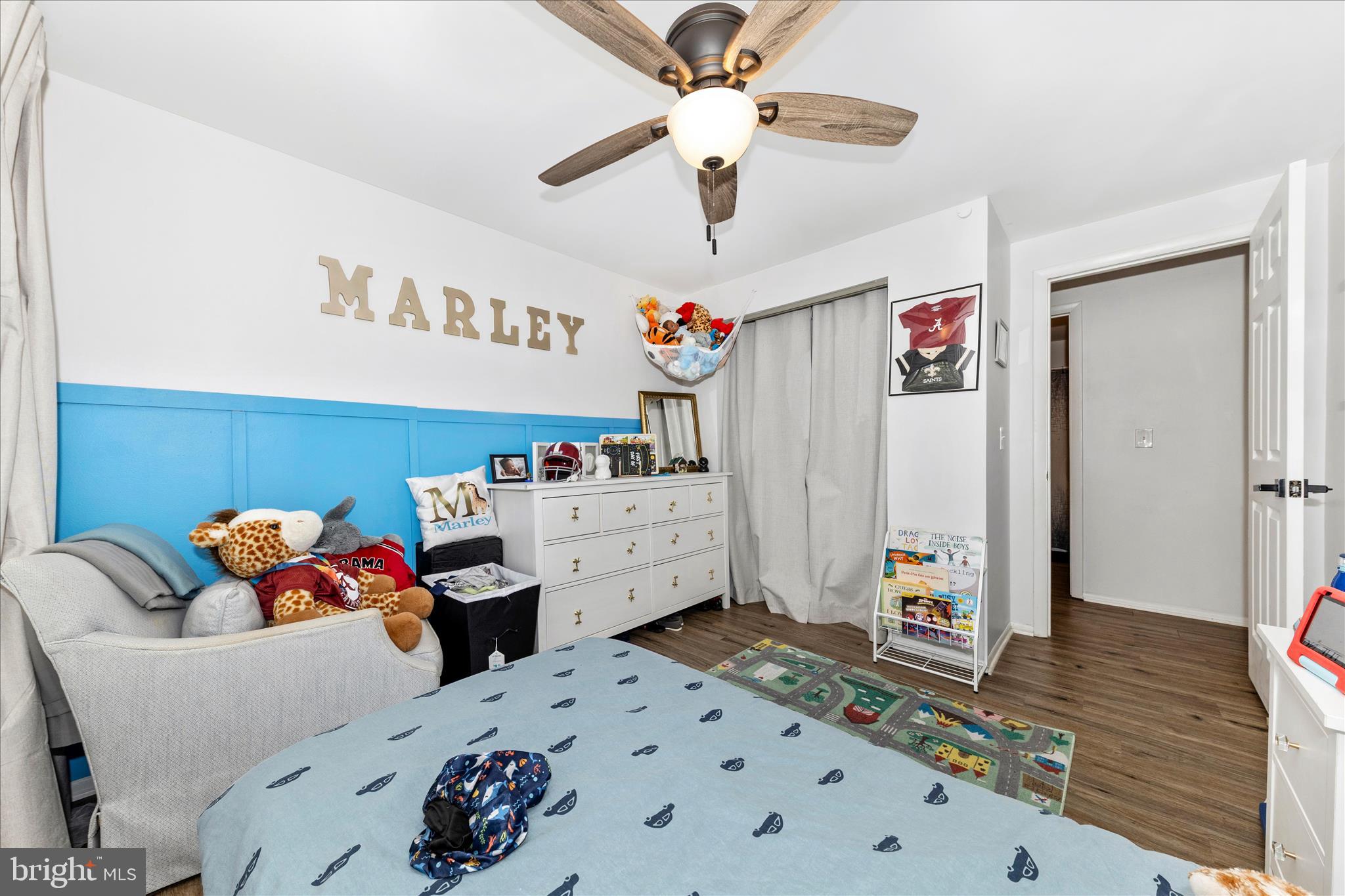 FARMINGDALE - Residential