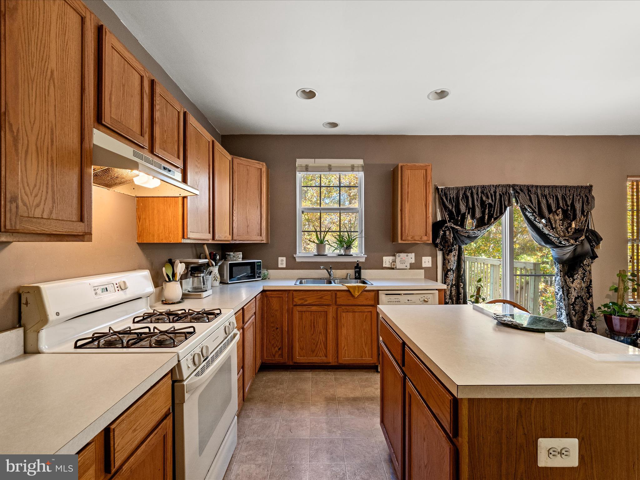 ASHLAND - Residential