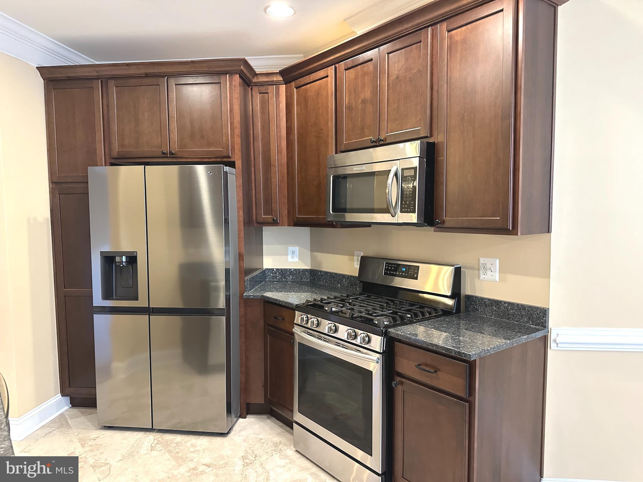 CLARKSBURG - Residential Lease