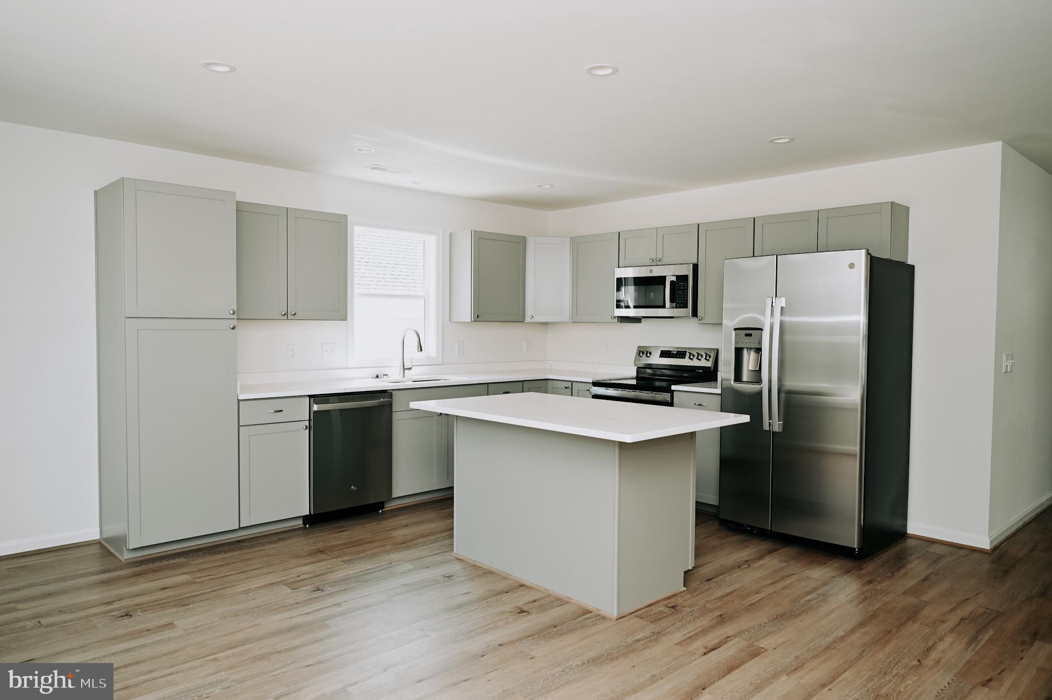 PLACID BAY ESTATES - Residential