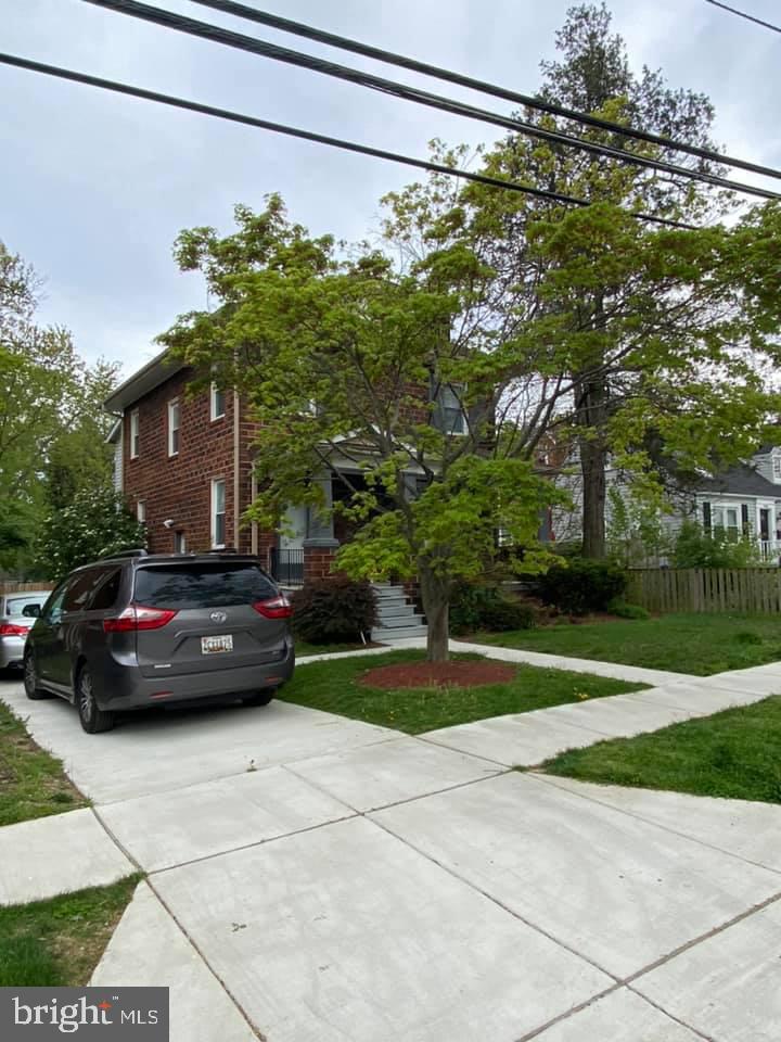 SILVER SPRING - Residential Lease