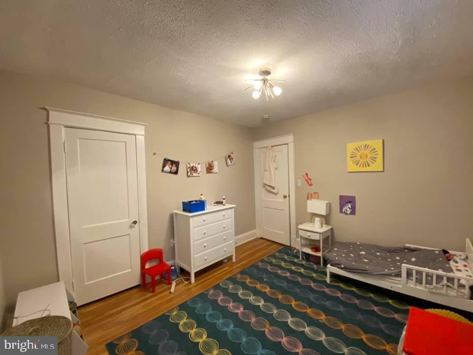 SILVER SPRING - Residential Lease