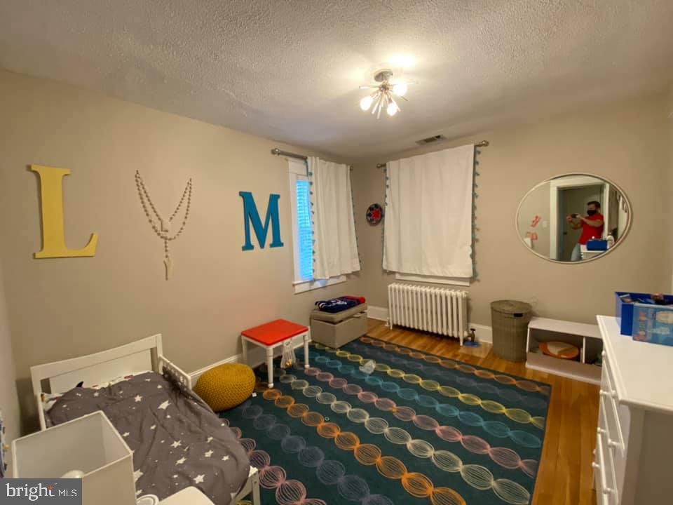 SILVER SPRING - Residential Lease