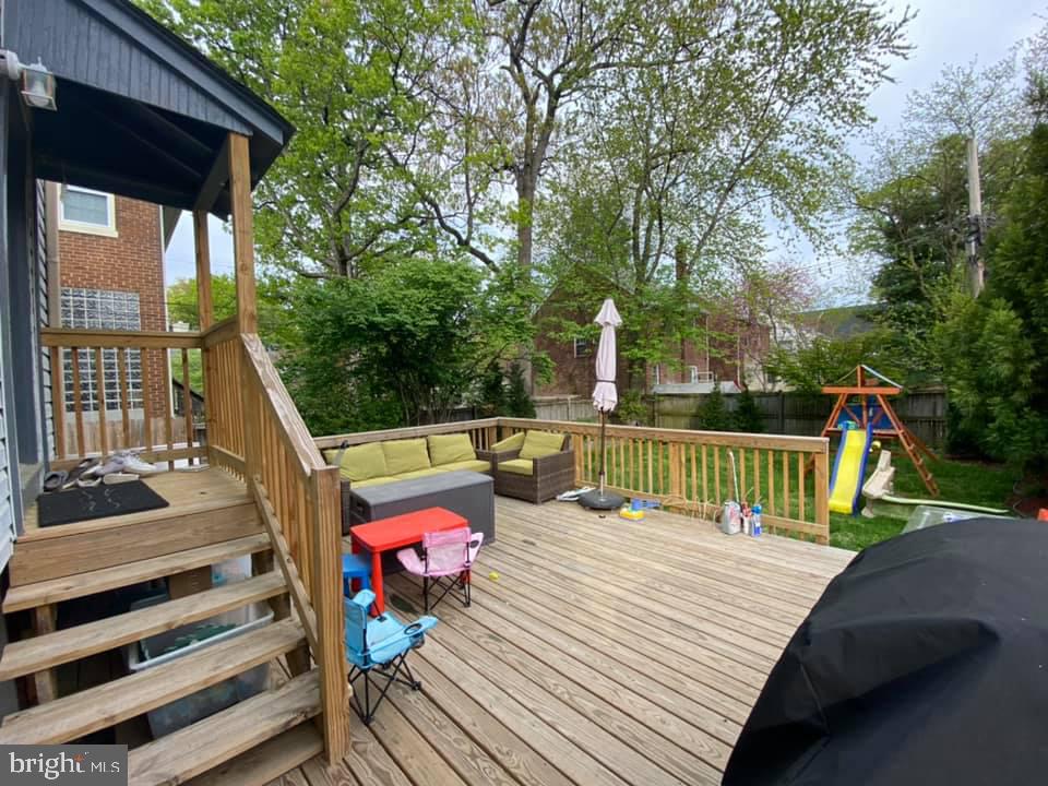 SILVER SPRING - Residential Lease