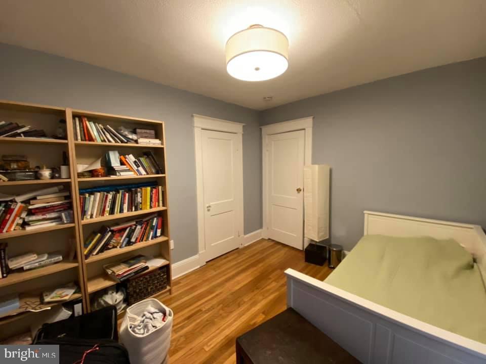 SILVER SPRING - Residential Lease