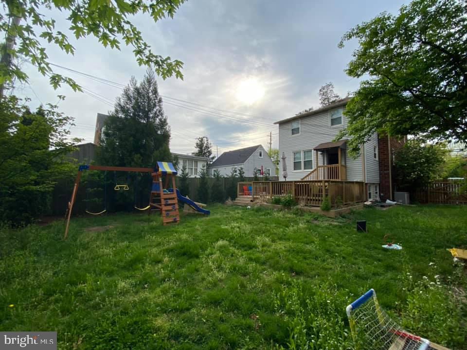 SILVER SPRING - Residential Lease