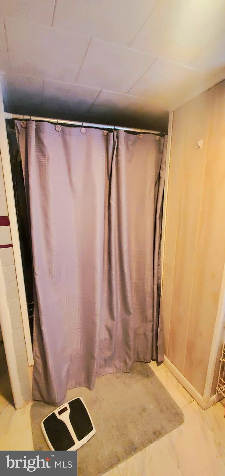 MIDDLEPORT - Residential