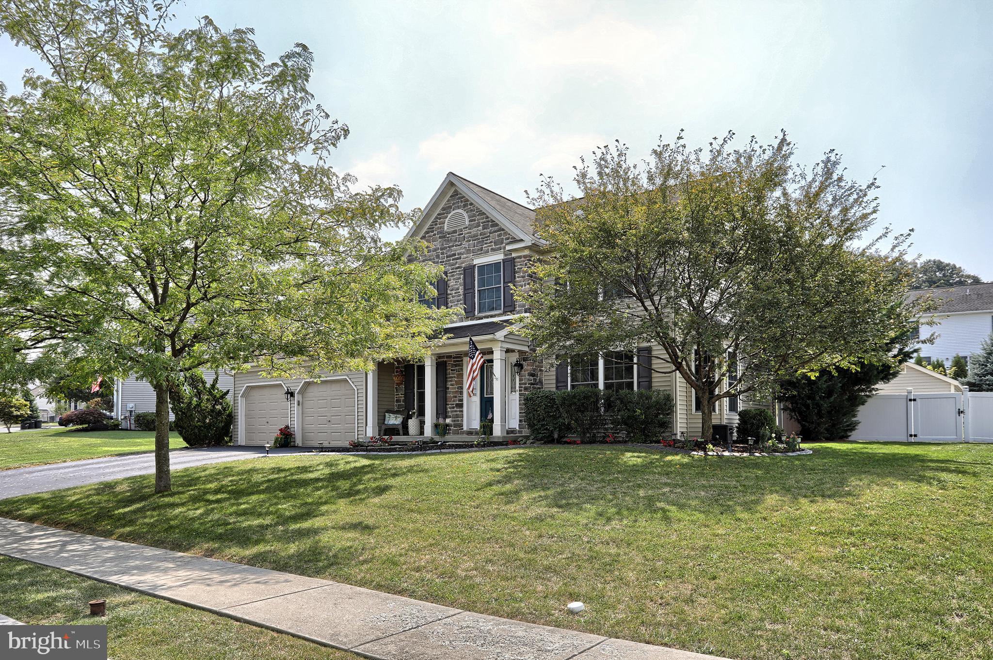 PINE RIDGE VILLAGE - Residential