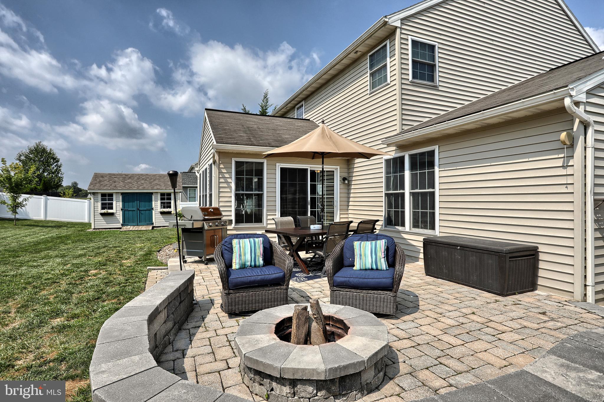 PINE RIDGE VILLAGE - Residential