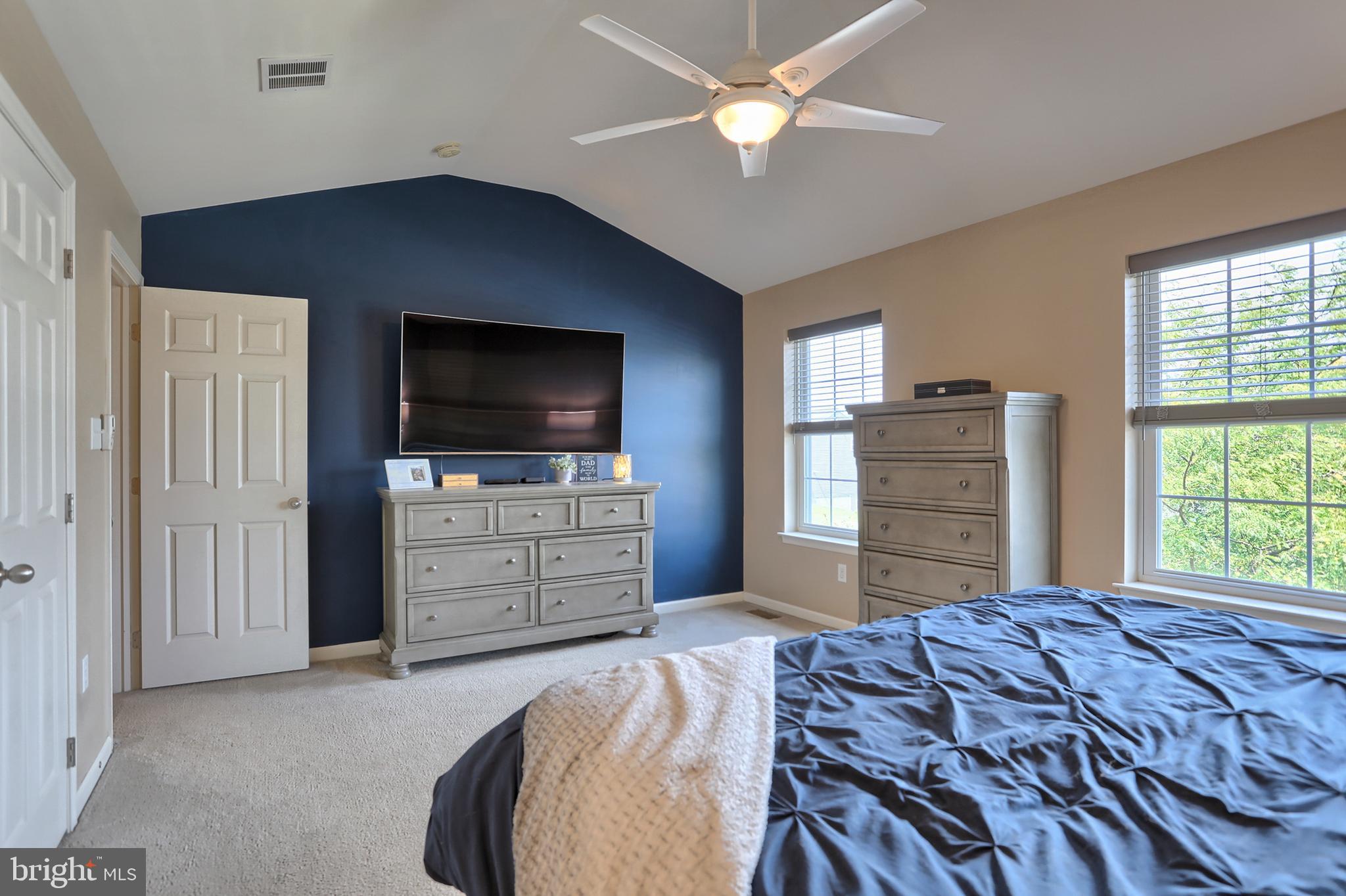 PINE RIDGE VILLAGE - Residential