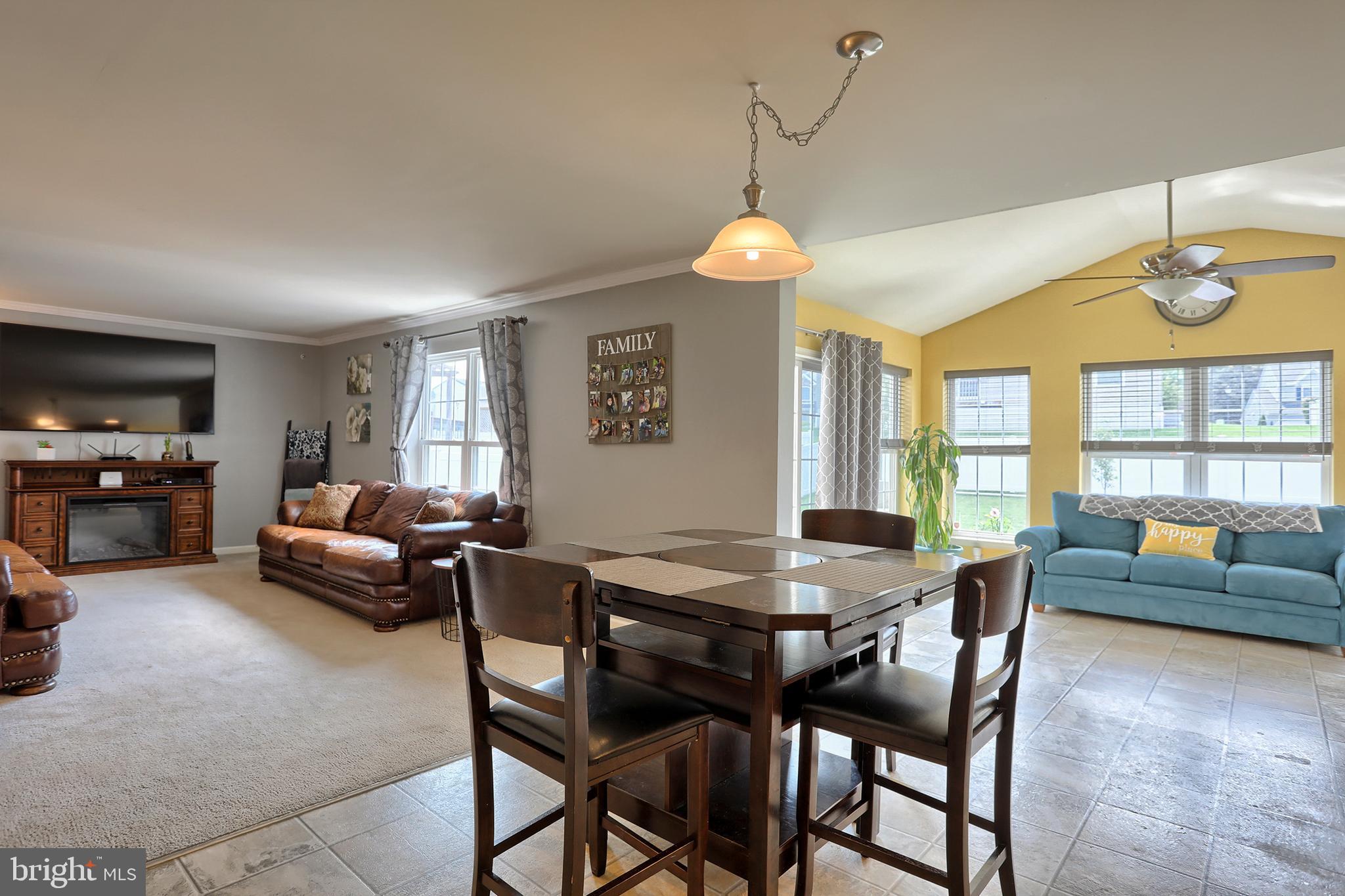 PINE RIDGE VILLAGE - Residential