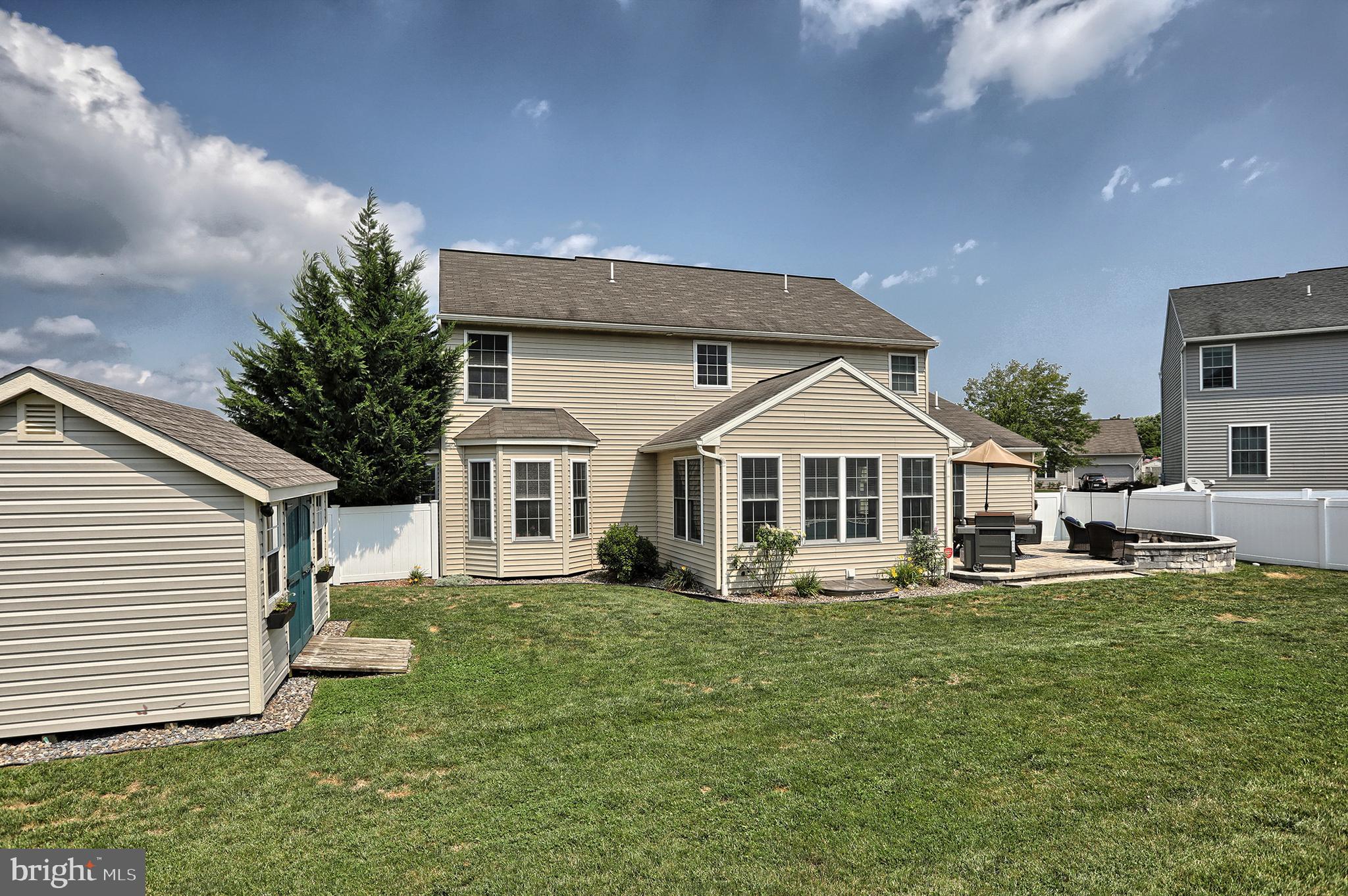 PINE RIDGE VILLAGE - Residential