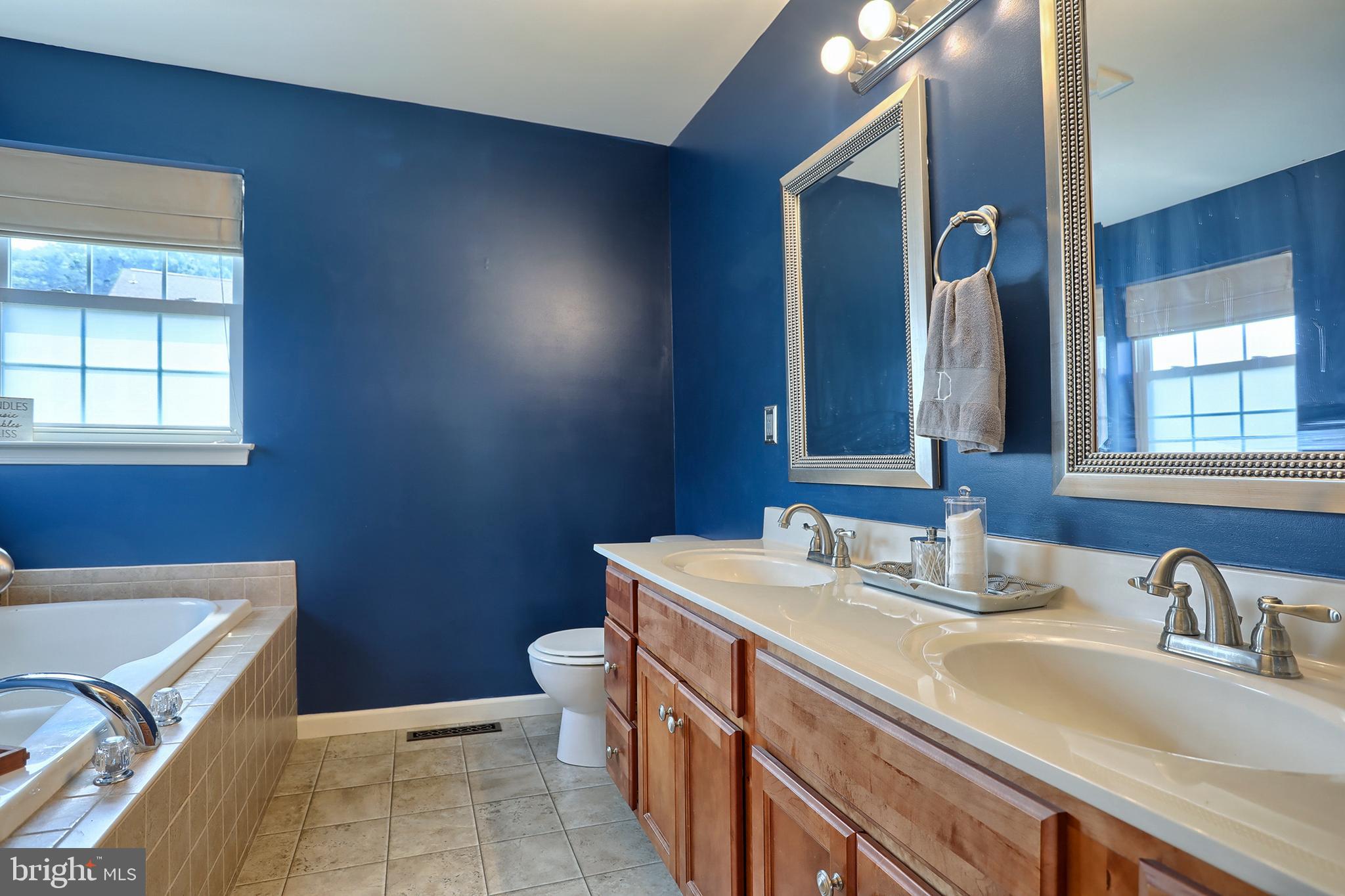 PINE RIDGE VILLAGE - Residential