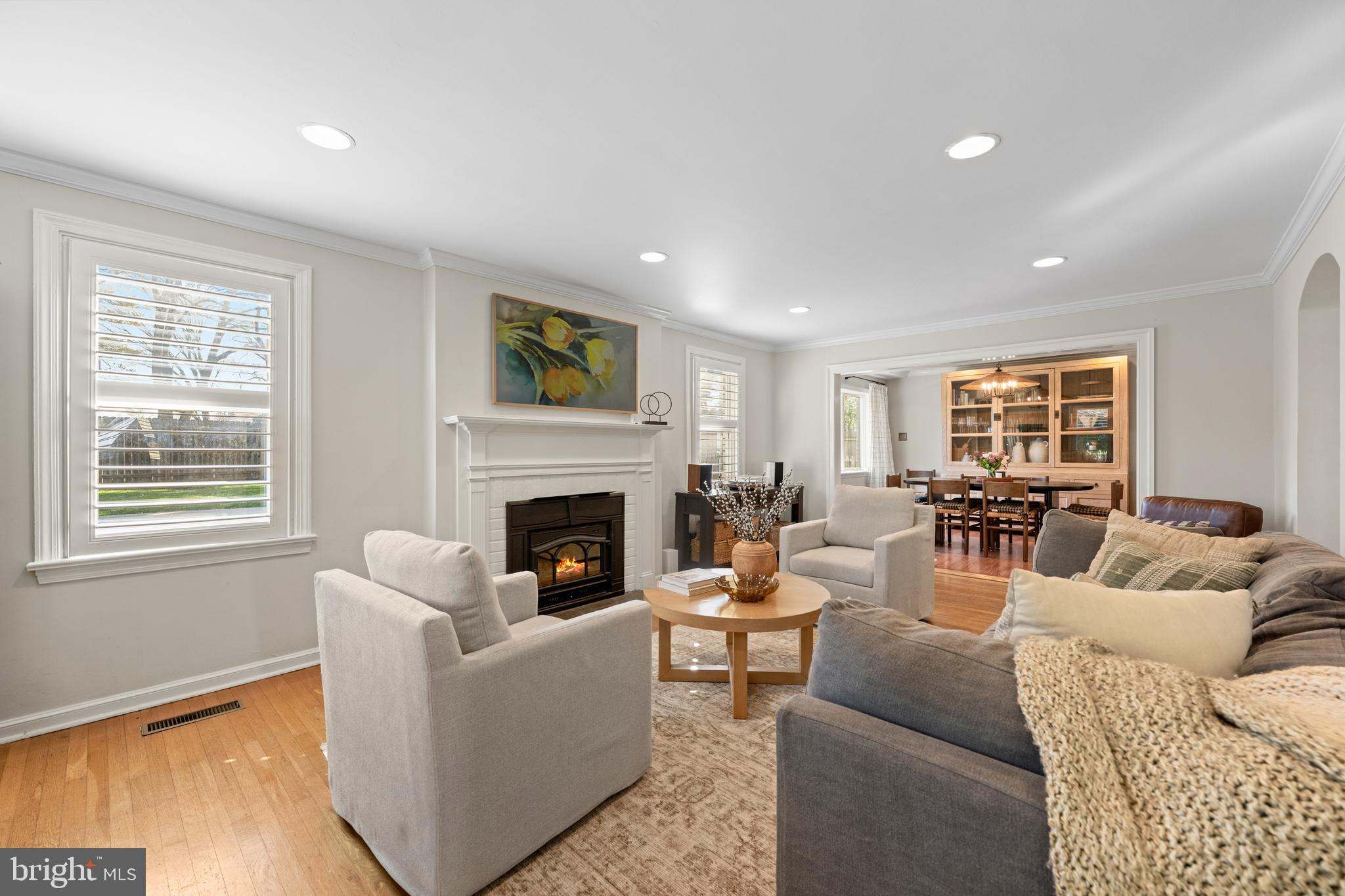 OLD OAKS - Residential