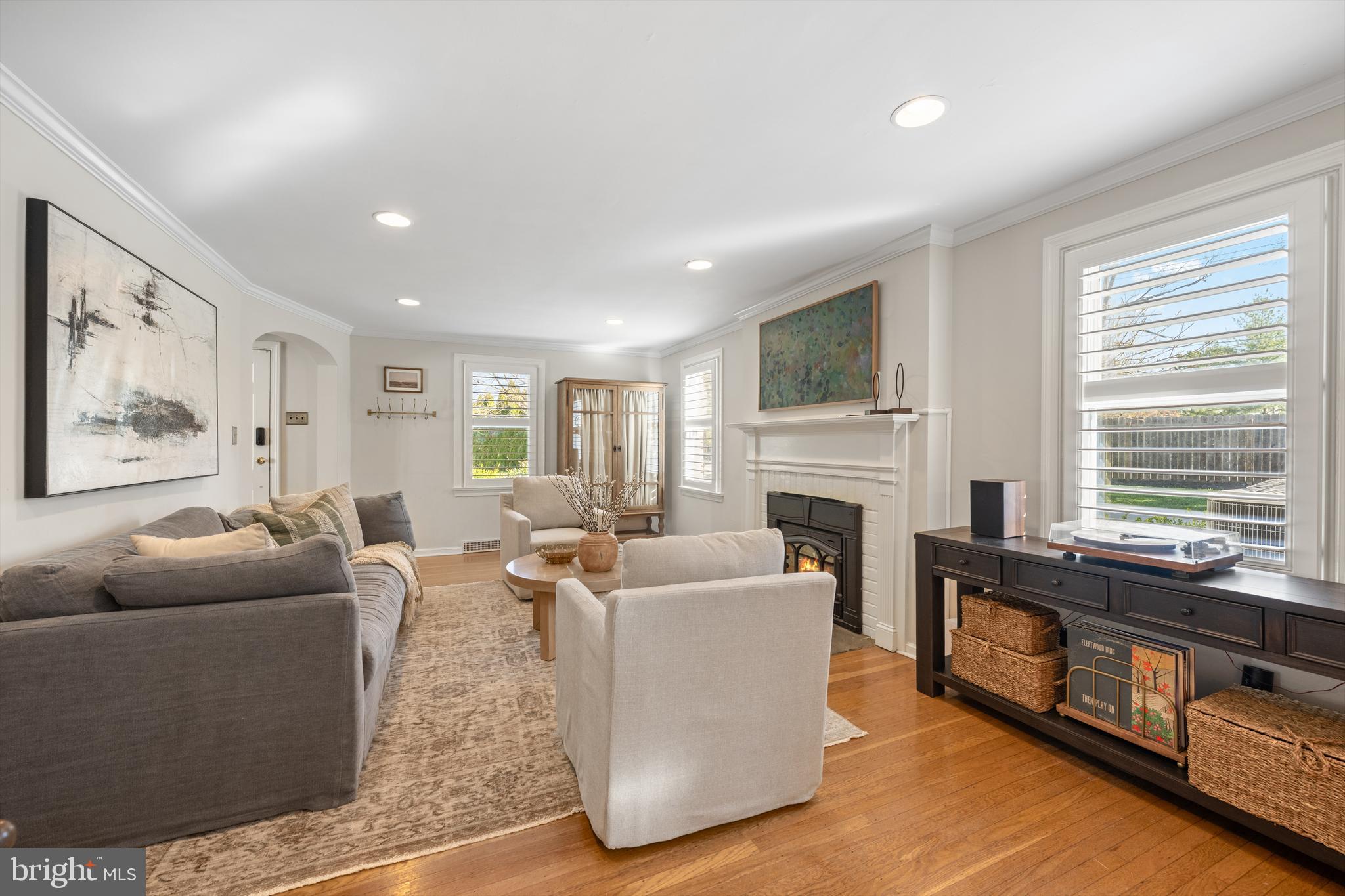 OLD OAKS - Residential