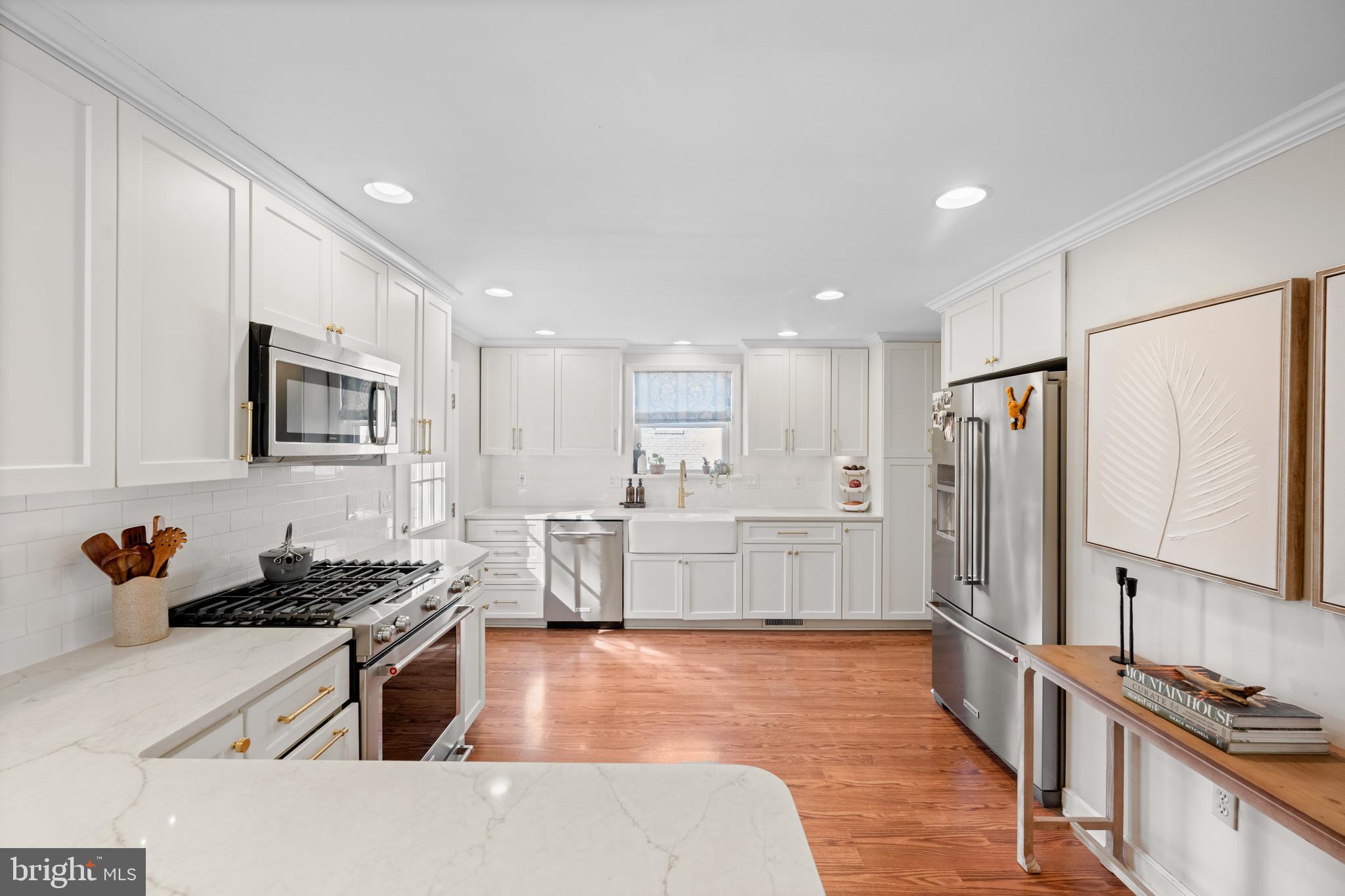 OLD OAKS - Residential