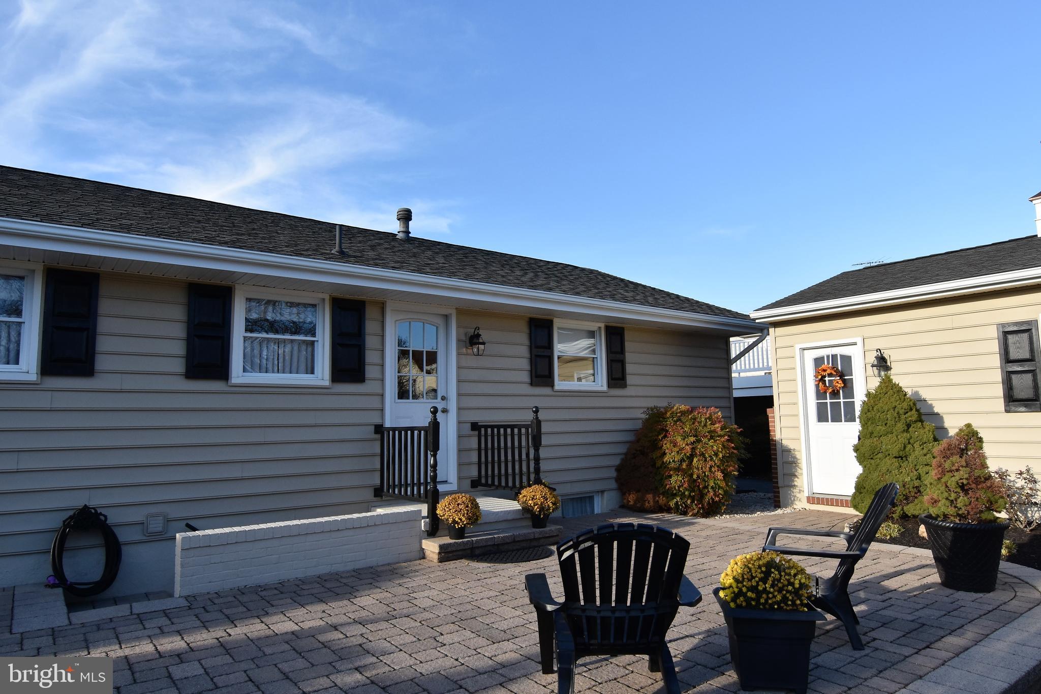 RIVIERA BEACH - Residential