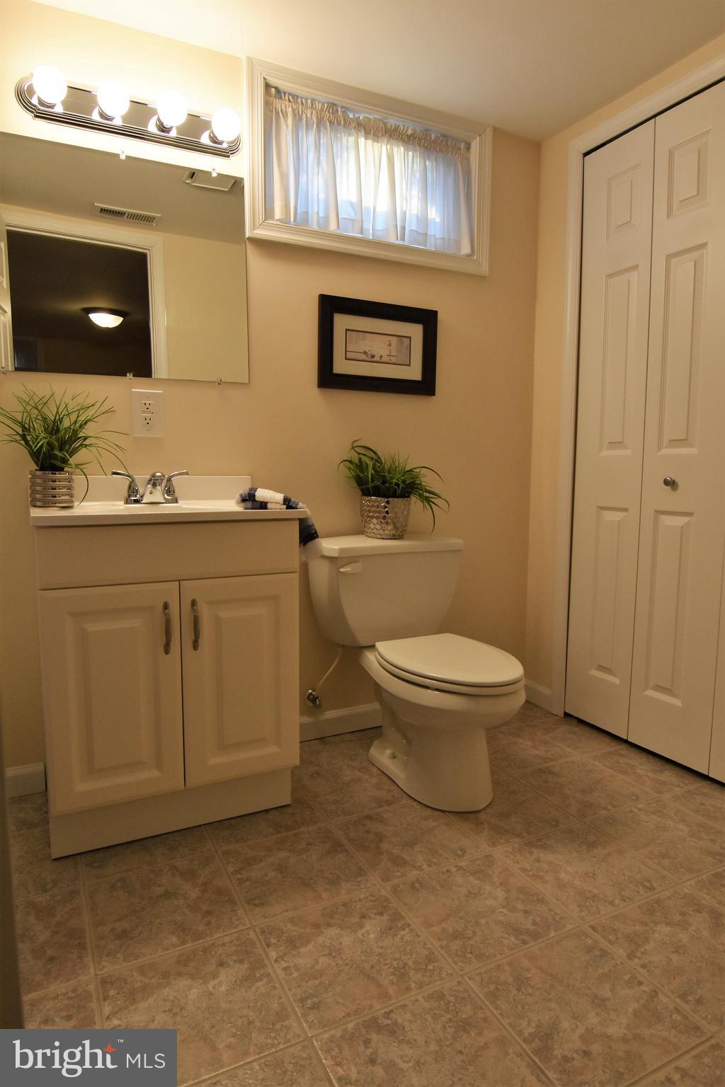 RIVIERA BEACH - Residential