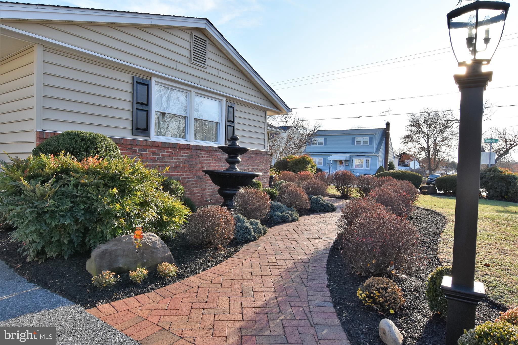 RIVIERA BEACH - Residential