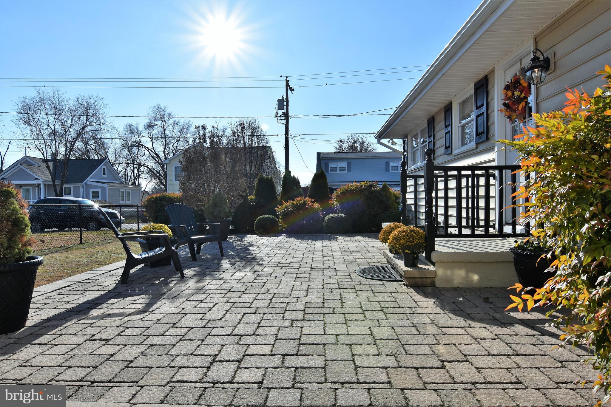 RIVIERA BEACH - Residential