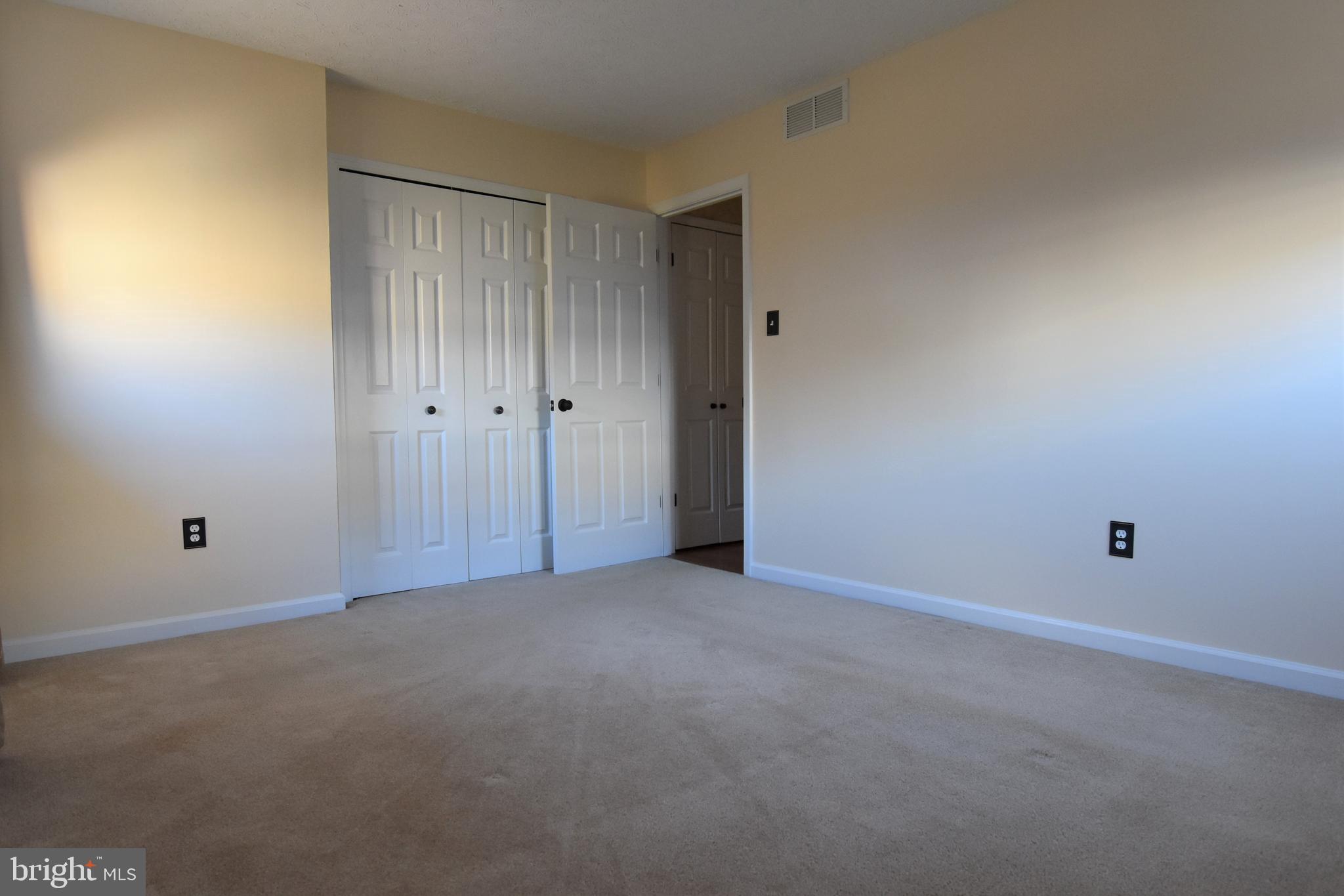 RIVIERA BEACH - Residential