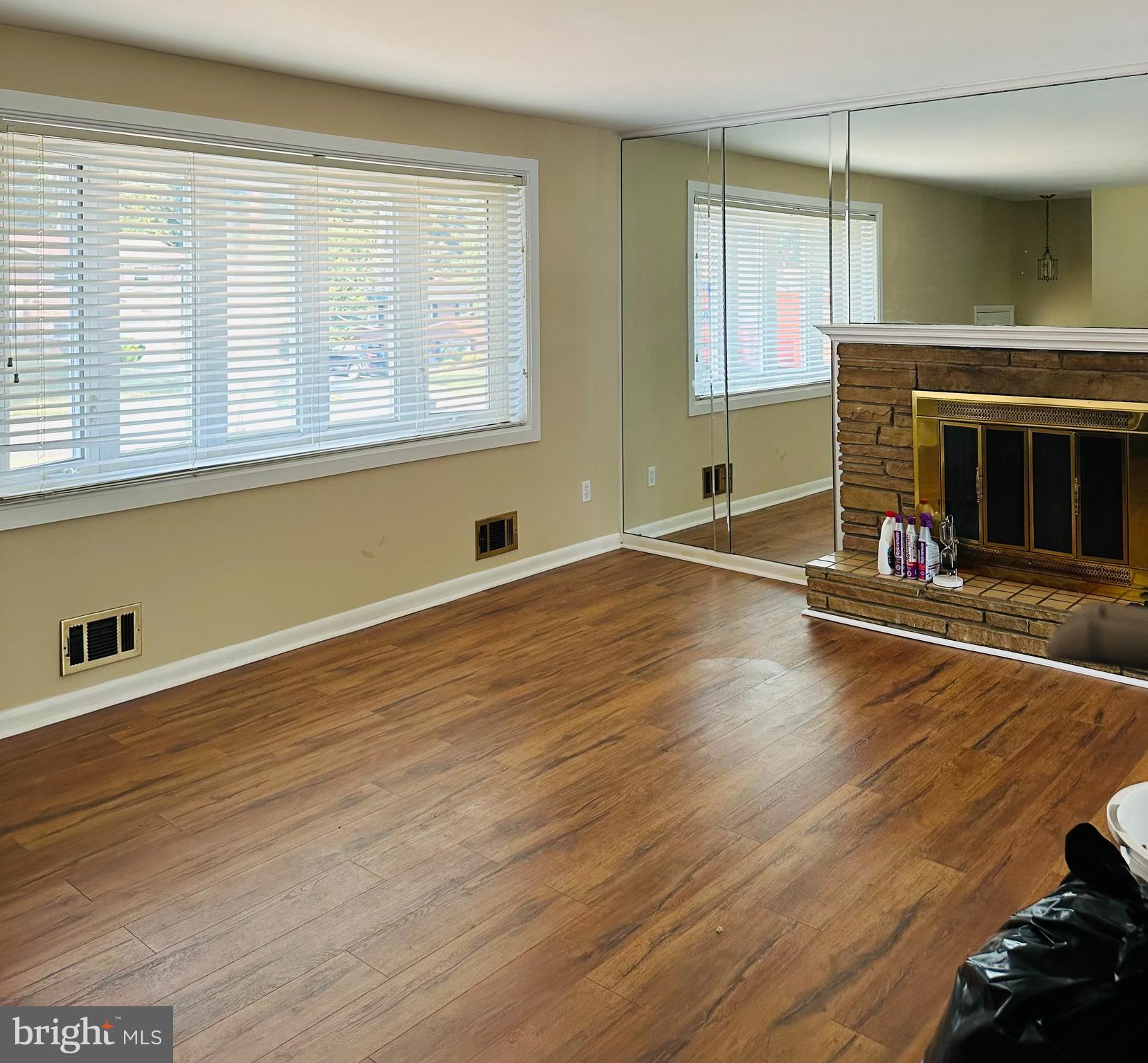 J O DAVIS - Residential