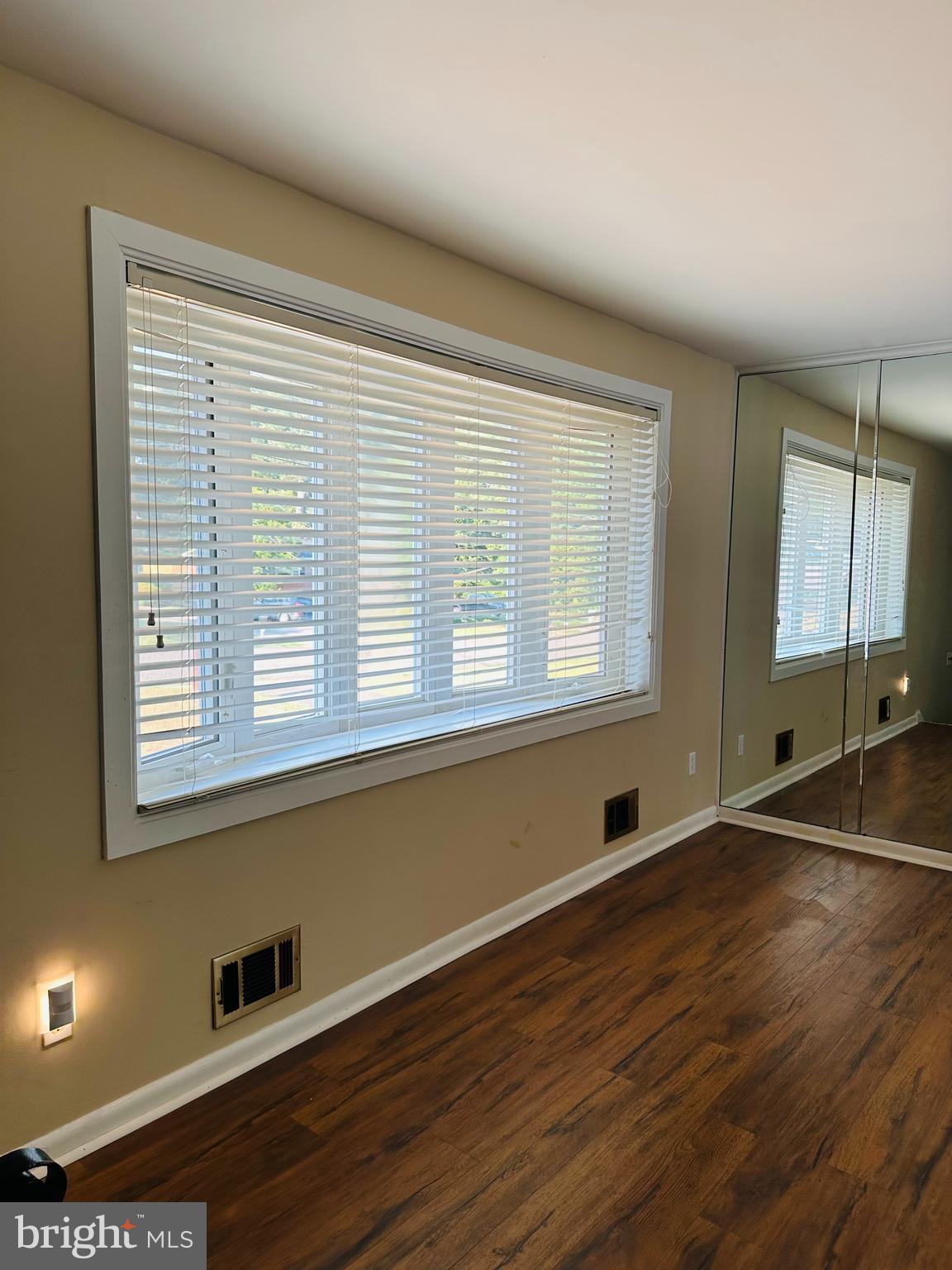 J O DAVIS - Residential