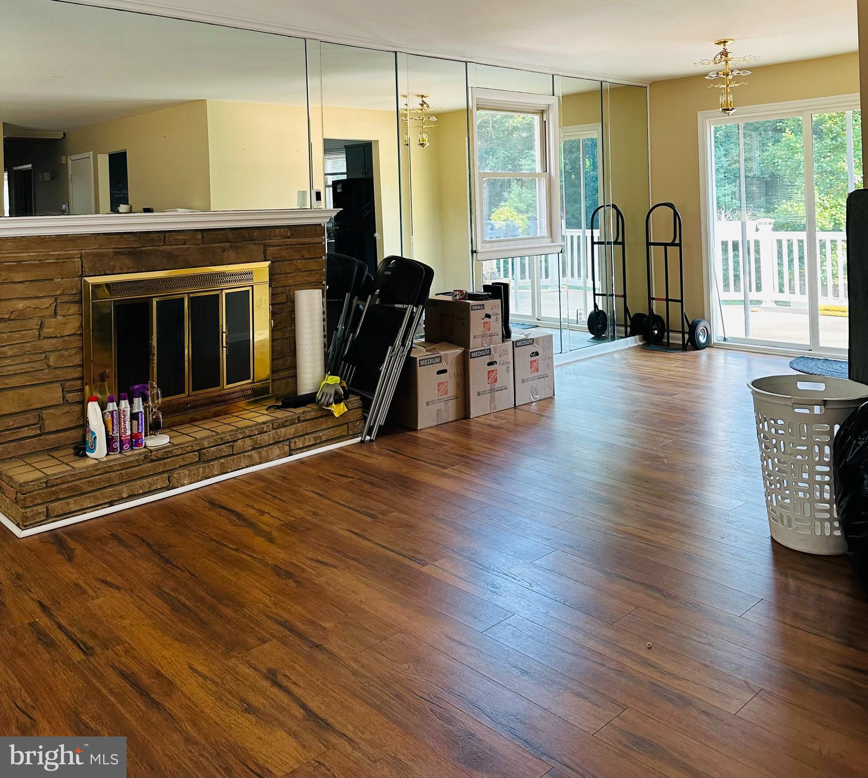 J O DAVIS - Residential