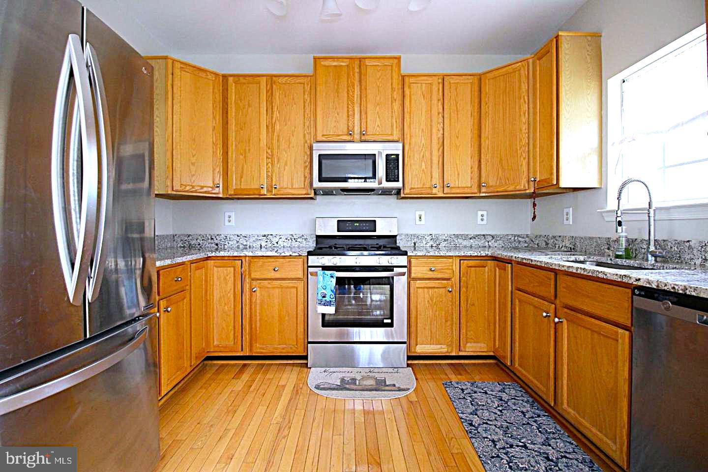 CENTRE RIDGE - Residential Lease