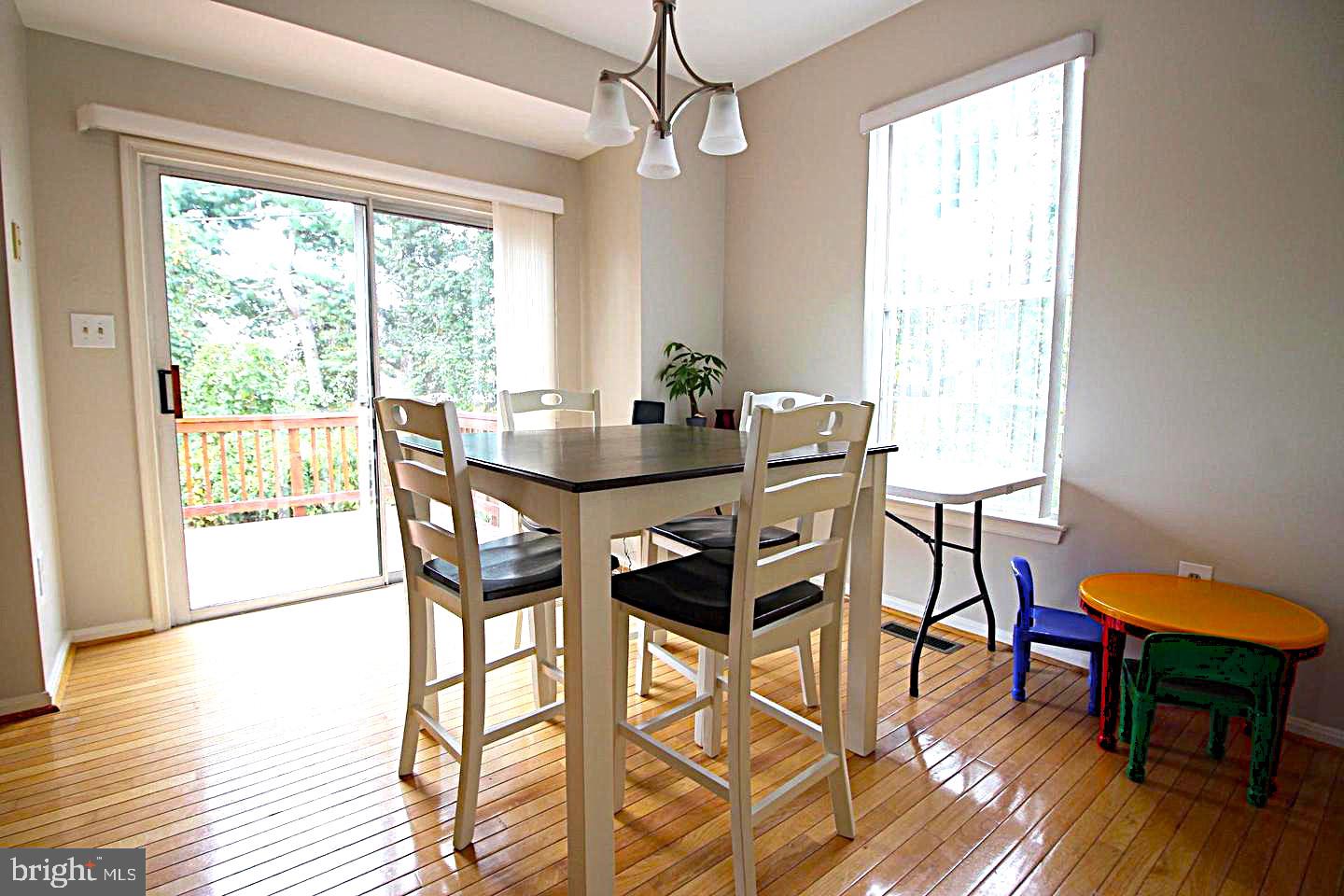 CENTRE RIDGE - Residential Lease