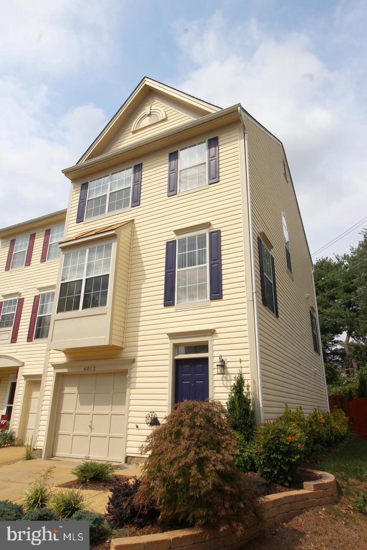 CENTRE RIDGE - Residential Lease