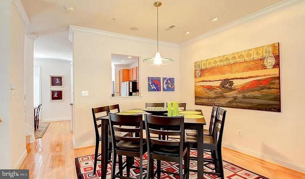 CAMDEN CROSSING - Residential Lease