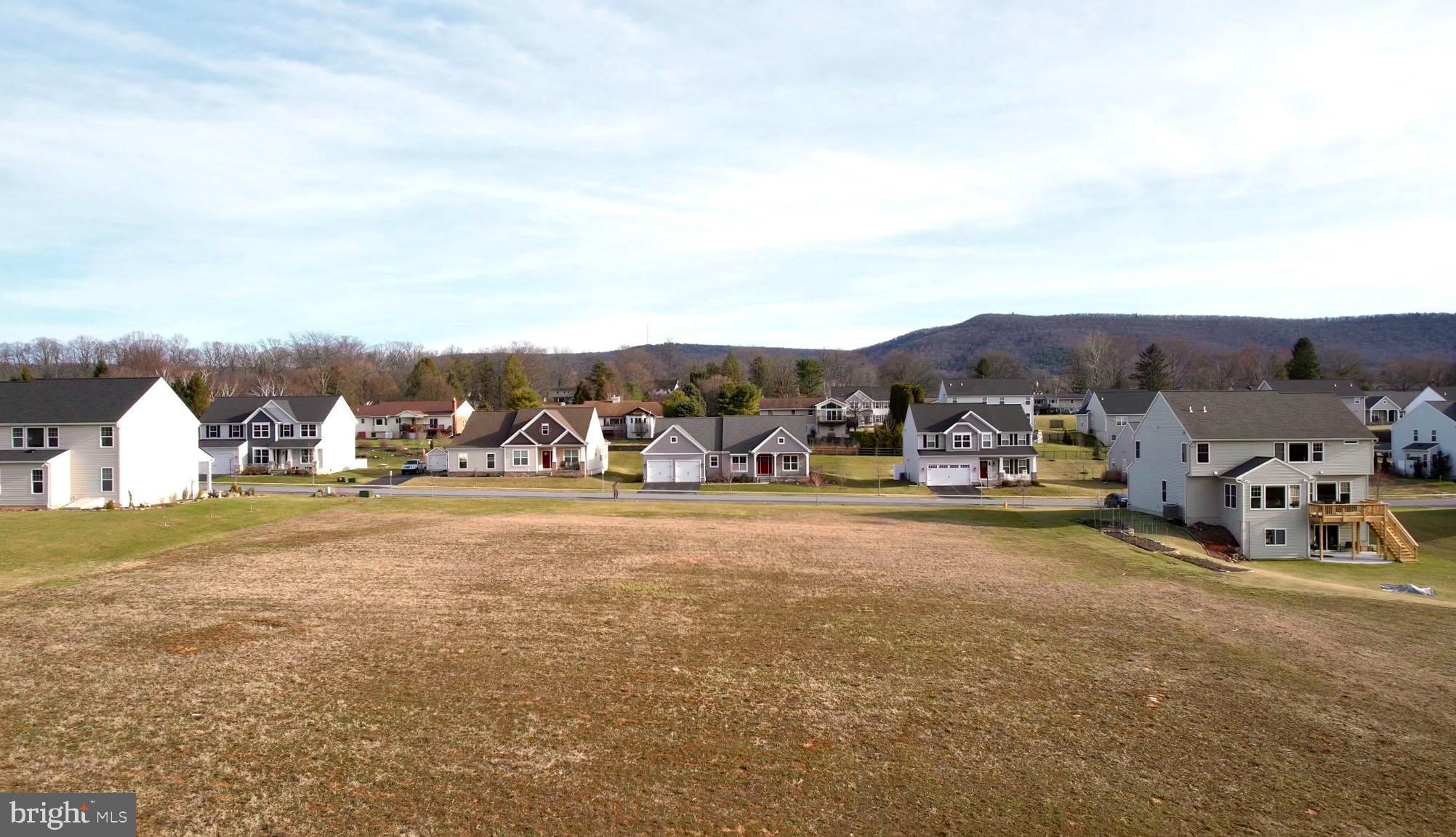 KAYWOOD NORTH ESTATES - Land