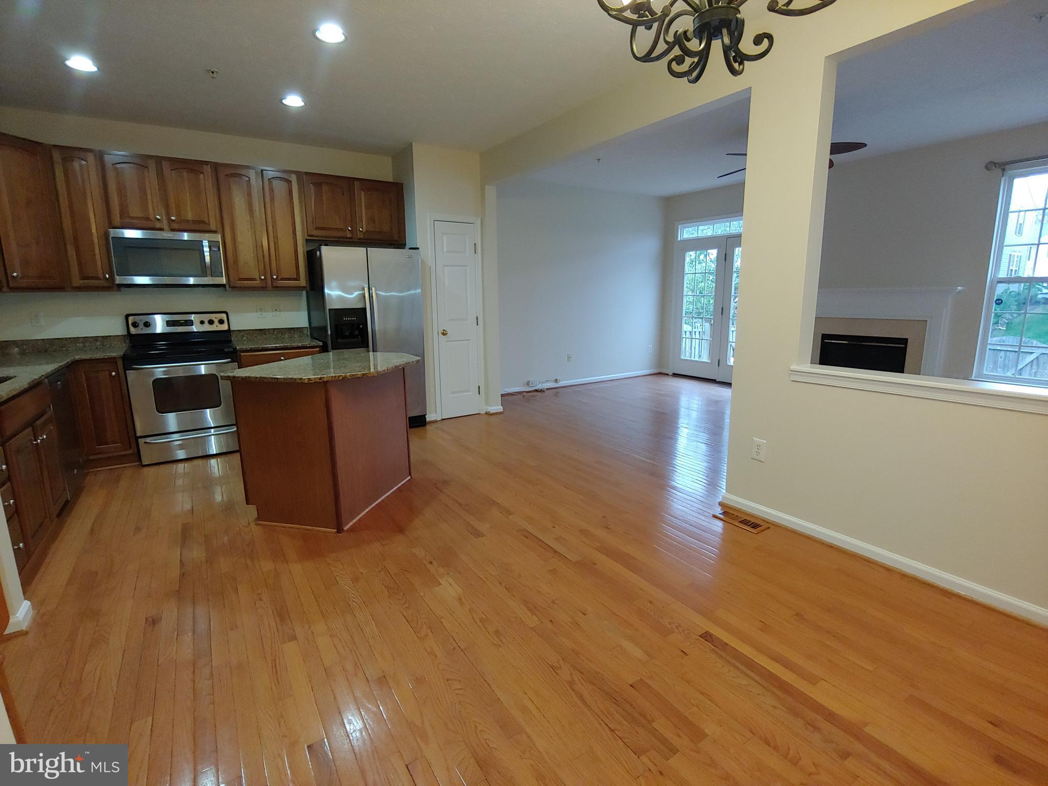 PINEY ORCHARD - Residential Lease