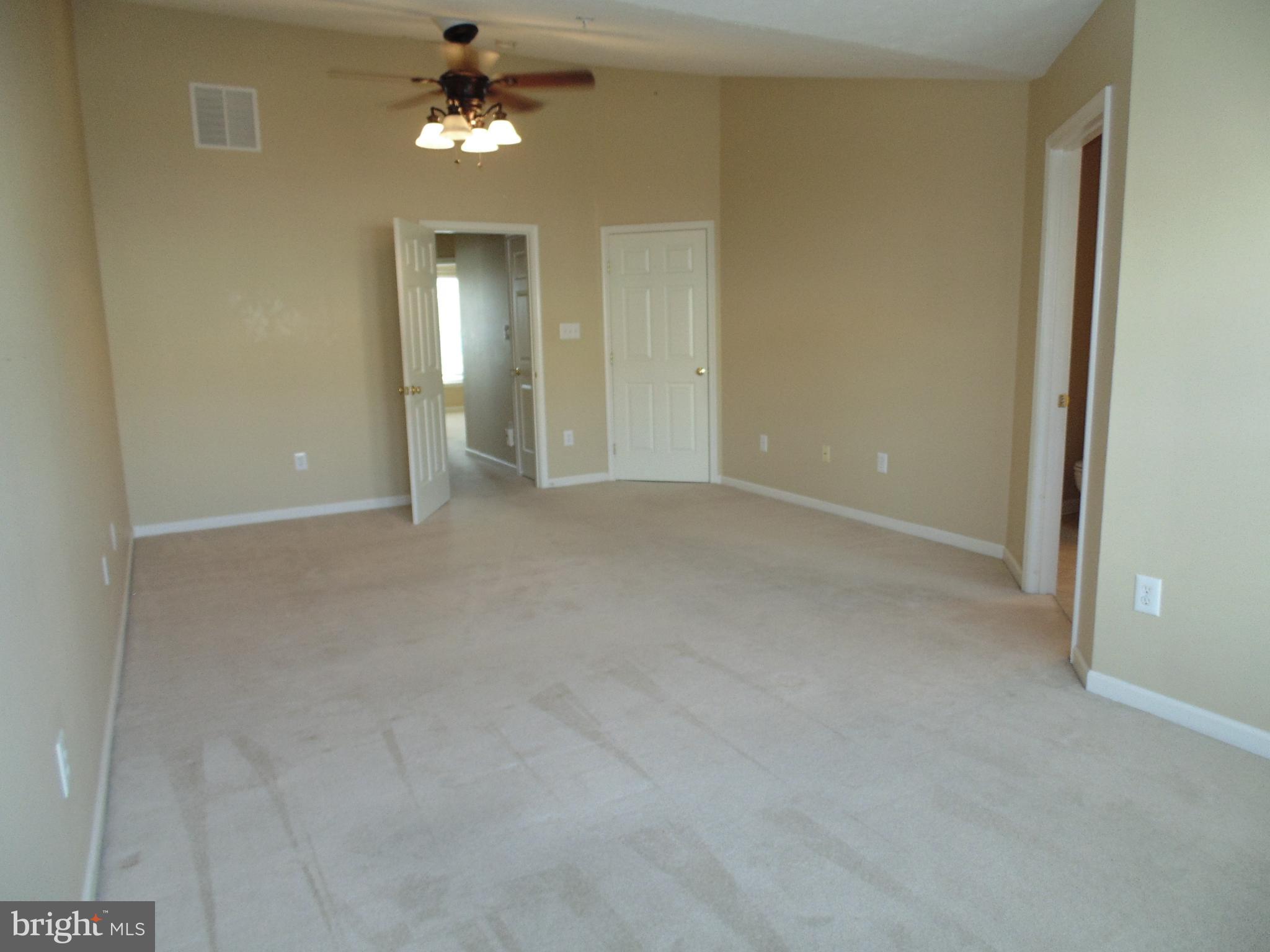 PINEY ORCHARD - Residential Lease